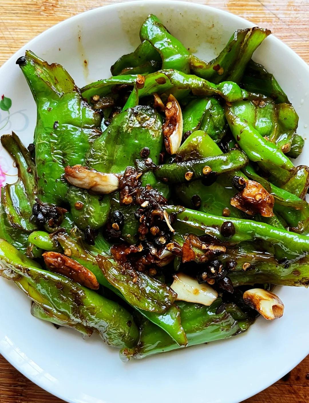 辣椒做小吃(辣椒做法下饭菜) 辣椒做小吃(辣椒做法下饭菜)