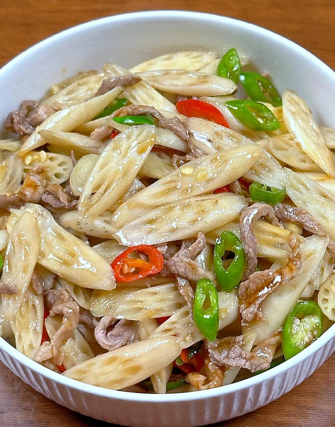 红烧藕片的家常做法(家常红烧藕片怎么烧) 红烧藕片的家常做法(家常红烧藕片怎么烧)