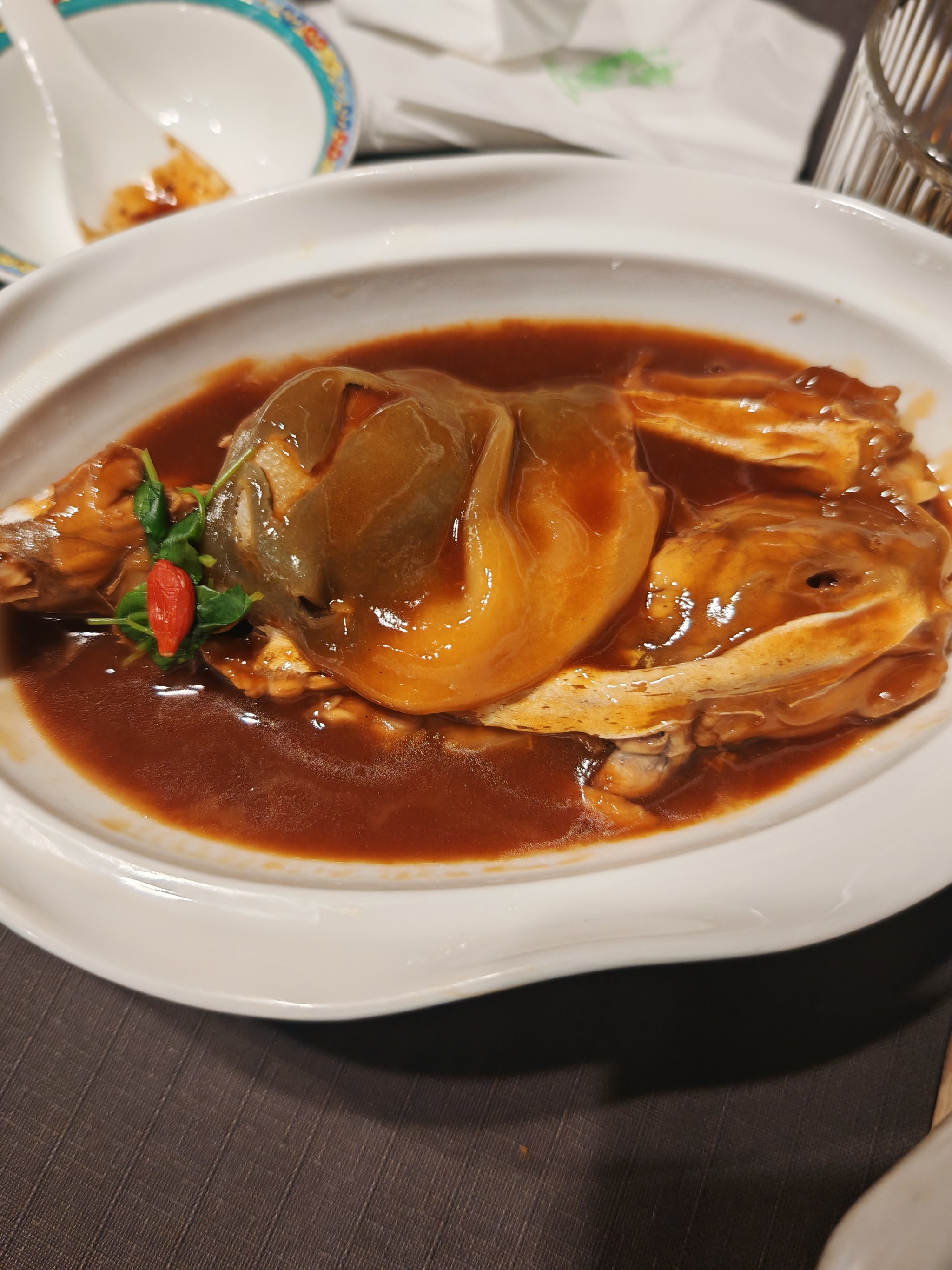 黑豚特色菜肴(黑豚肉怎么做好吃)