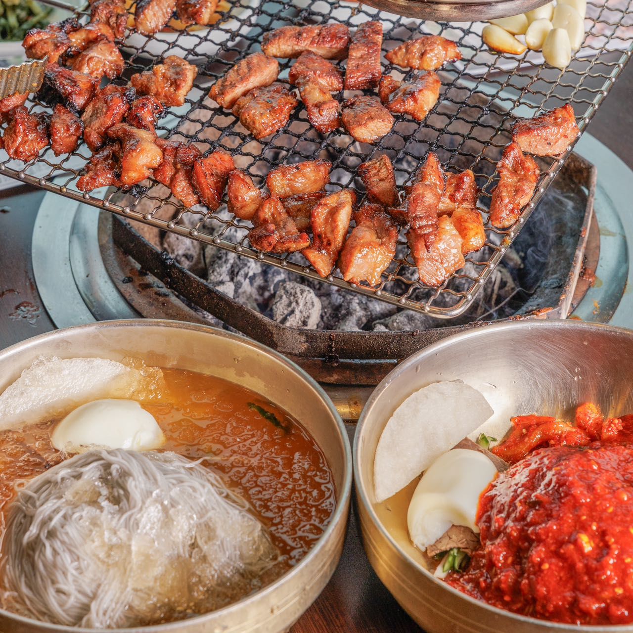 黑豚特色菜肴(黑豚肉怎么做好吃)