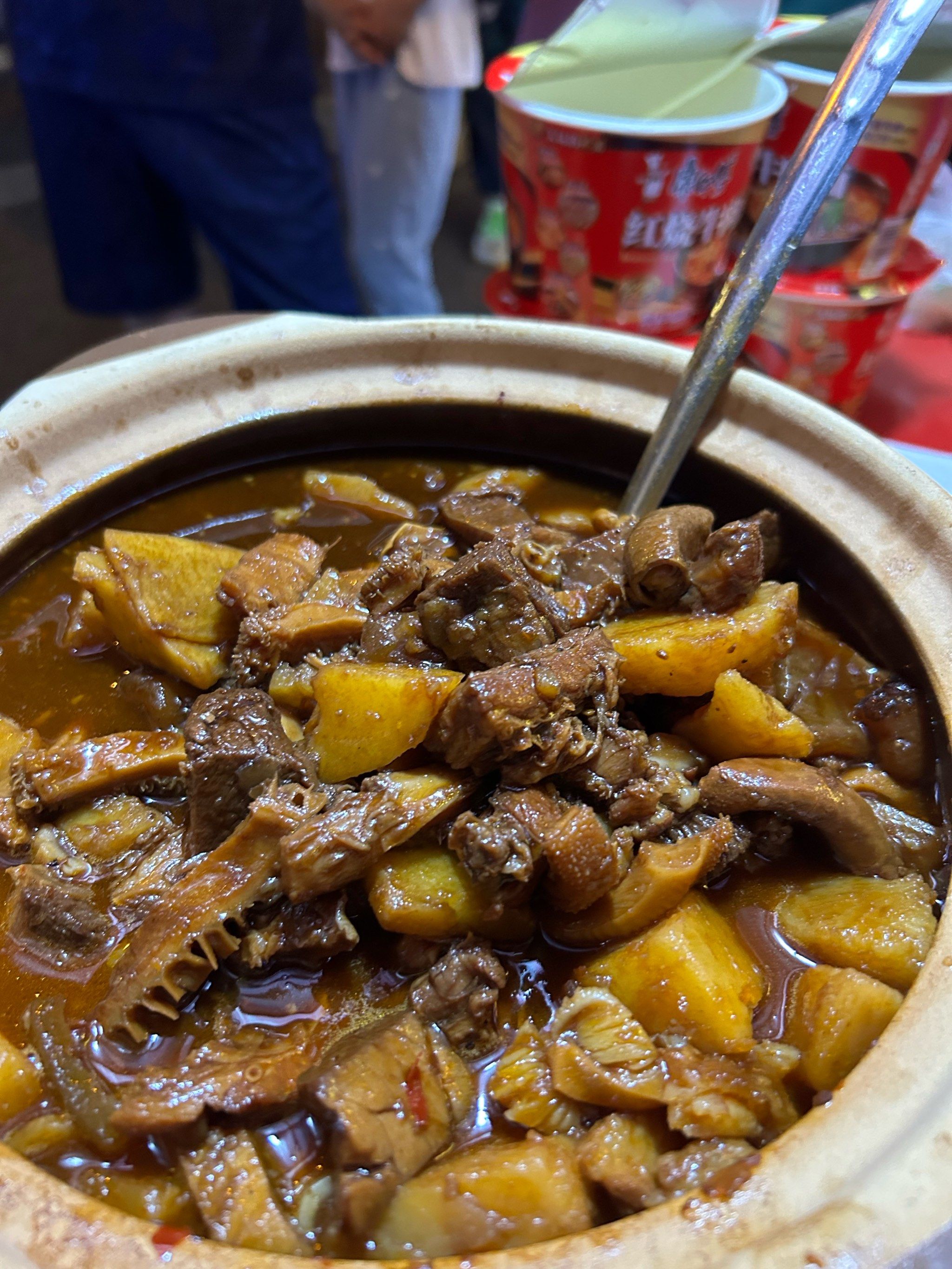 地摊饮食的文化特色(地摊特色美食小吃有哪些) 地摊饮食的文化特色(地摊特色美食小吃有哪些)