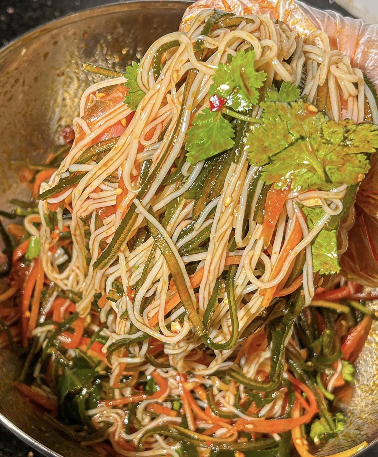 粉丝海带凉菜怎么做(粉丝海带丝怎么凉拌窍门) 粉丝海带凉菜怎么做(粉丝海带丝怎么凉拌窍门)