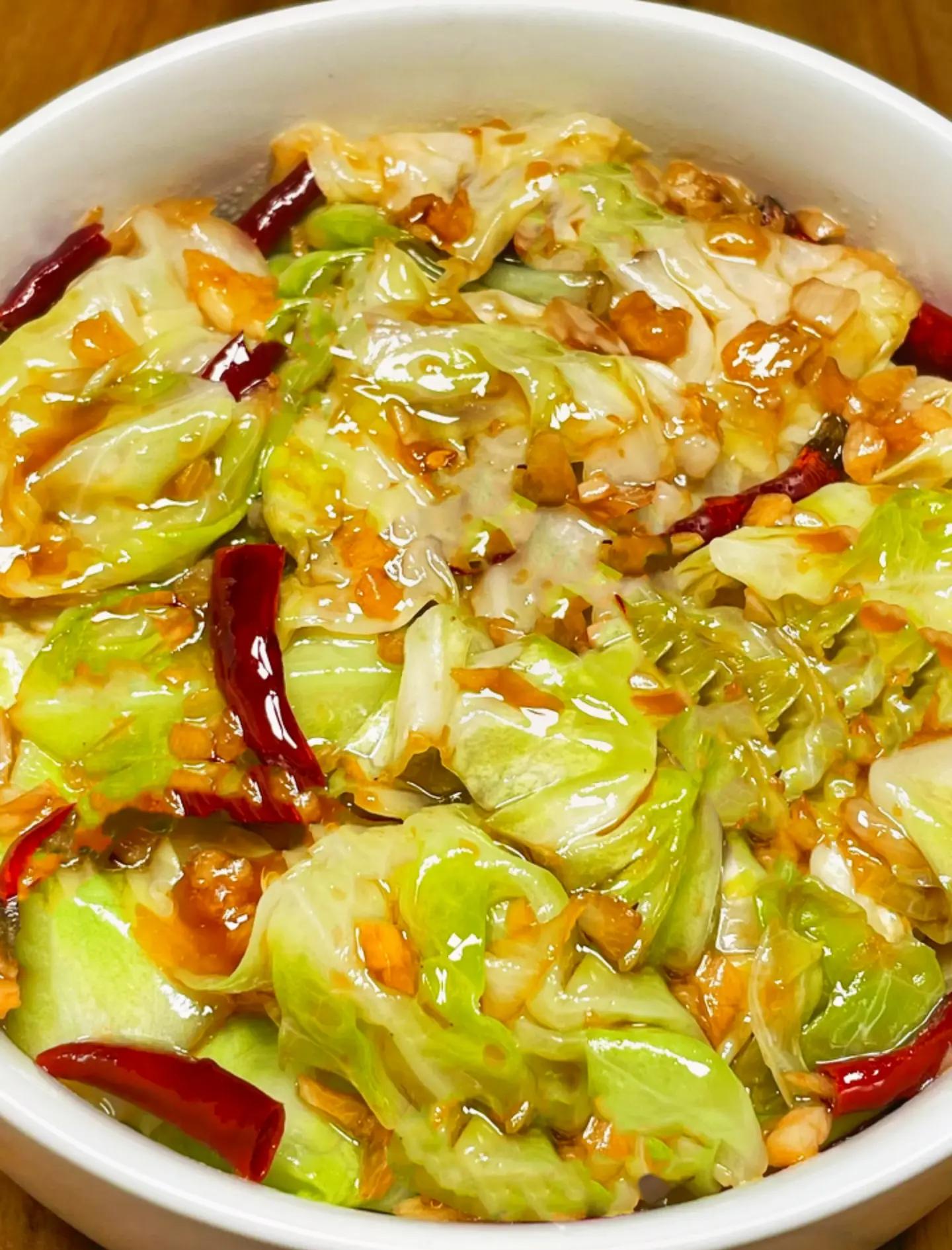 腌辣白菜家常做法(腌辣白菜的做法大全) 腌辣白菜家常做法(腌辣白菜的做法大全)