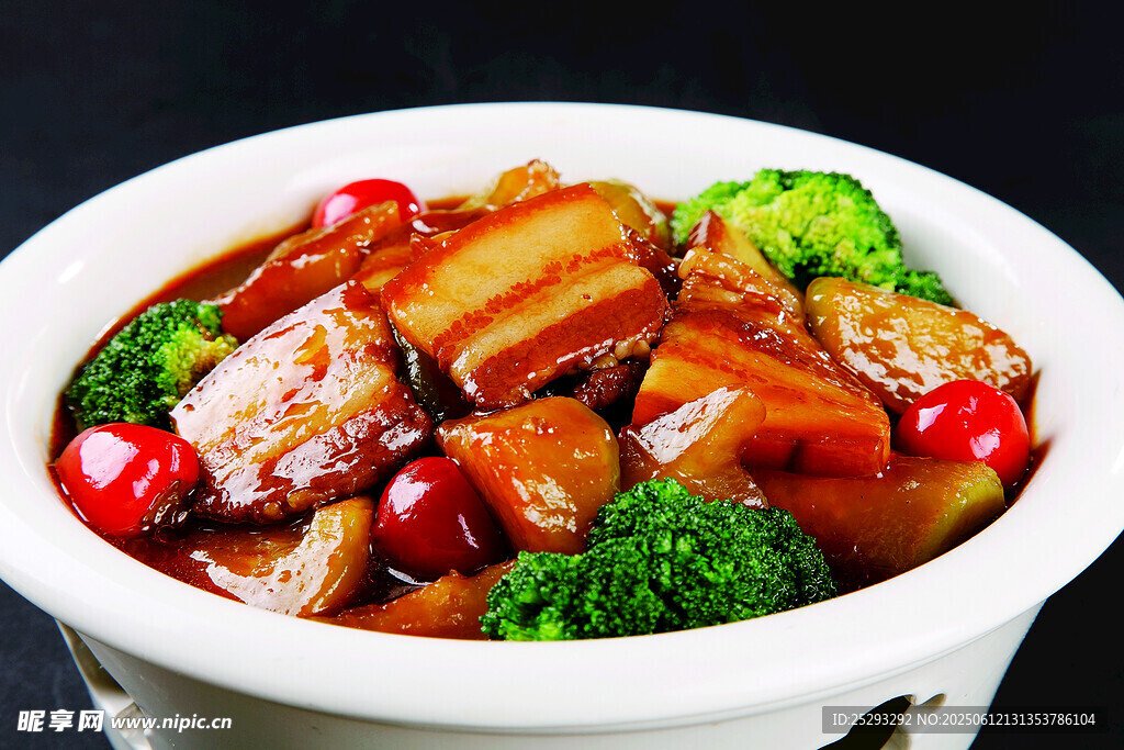 川味红烧肉里加什么素菜(红烧肉里加什么菜好吃) 川味红烧肉里加什么素菜(红烧肉里加什么菜好吃)