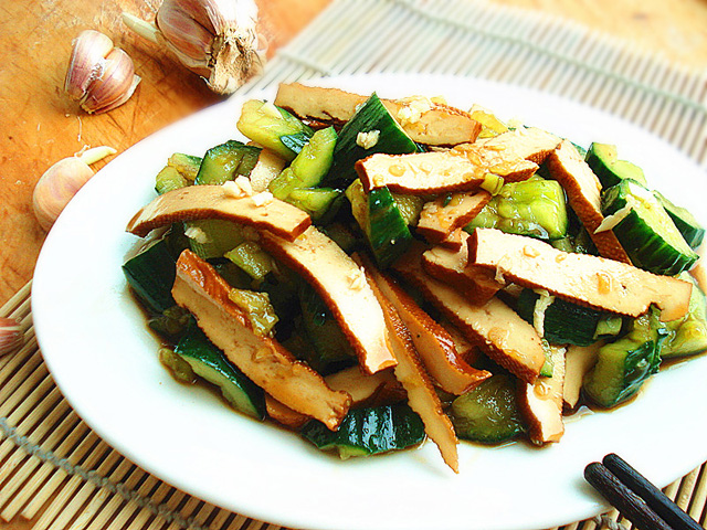 黄瓜和豆干凉菜(黄瓜和豆干凉菜的做法) 黄瓜和豆干凉菜(黄瓜和豆干凉菜的做法)