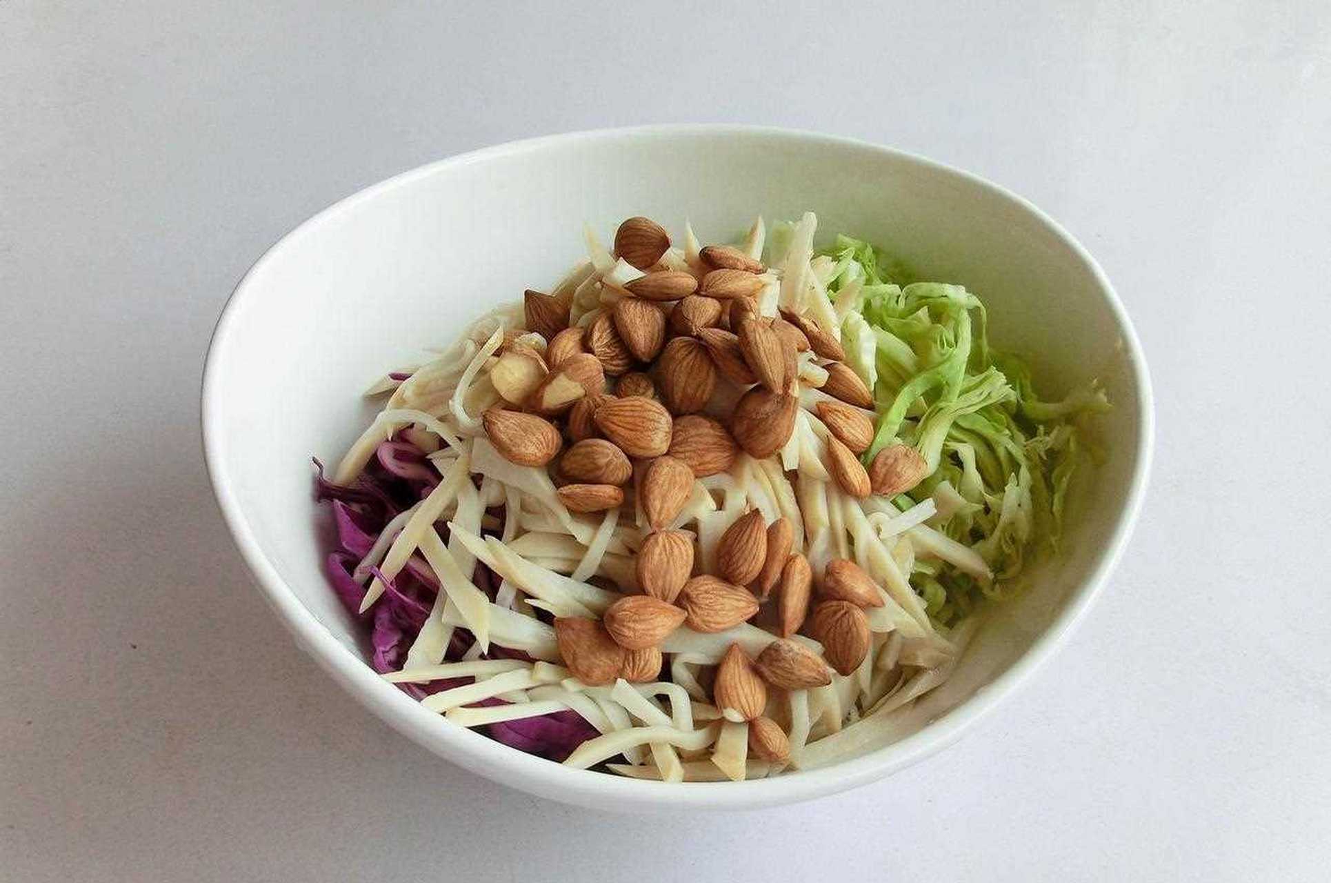 杏仁配什么做凉菜(杏仁配什么菜可以凉拌) 杏仁配什么做凉菜(杏仁配什么菜可以凉拌)