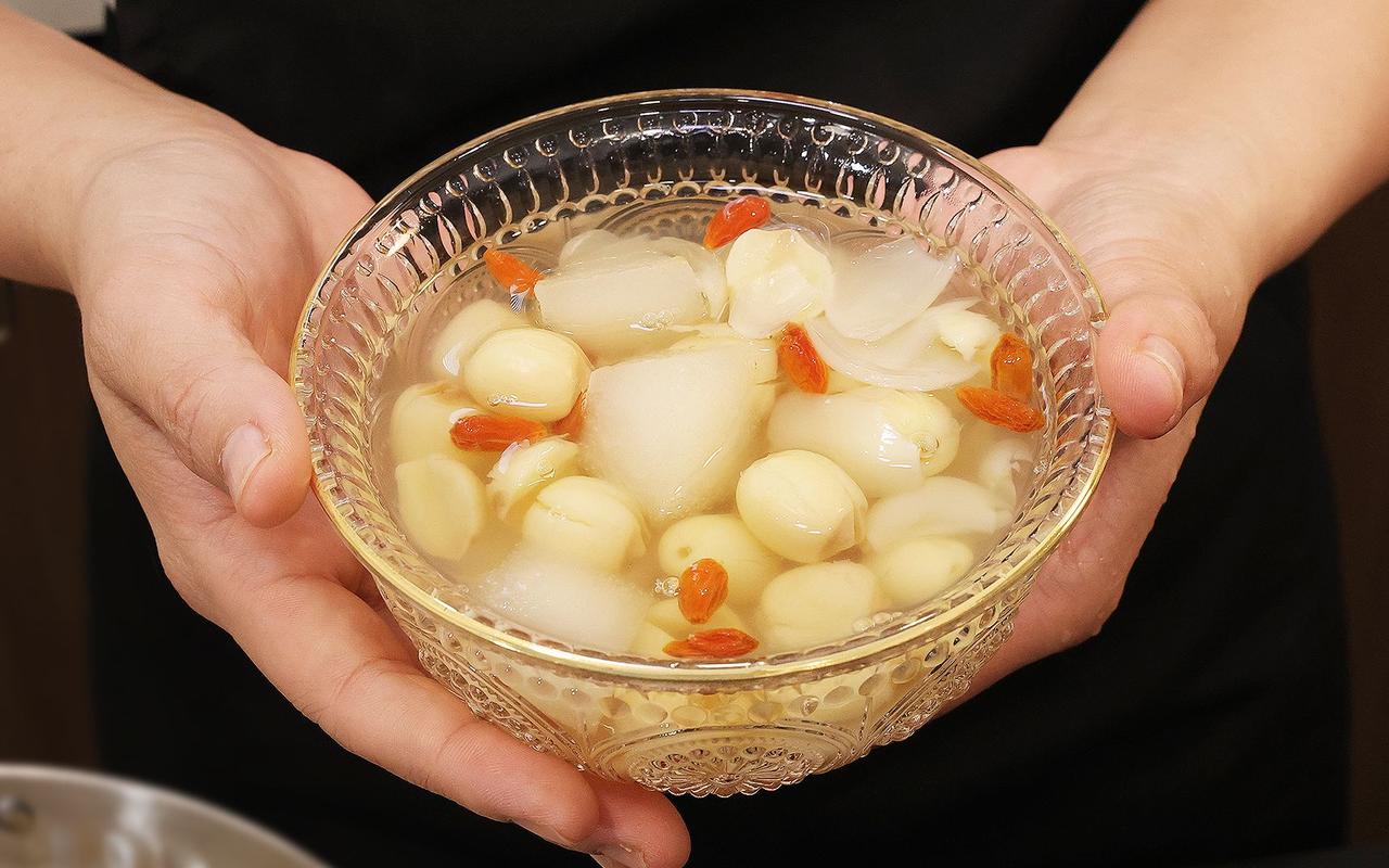 莲子做的凉菜(莲子 做菜) 莲子做的凉菜(莲子 做菜)