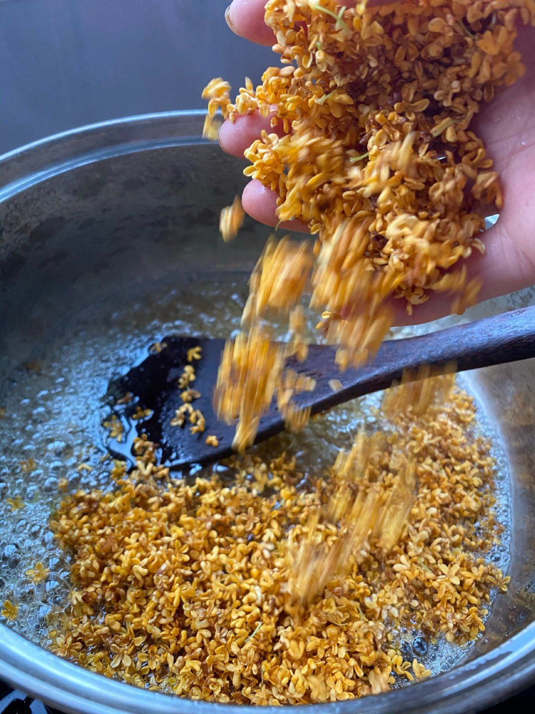 桂花糖家常做法(桂花糖的做法家常做法) 桂花糖家常做法(桂花糖的做法家常做法)