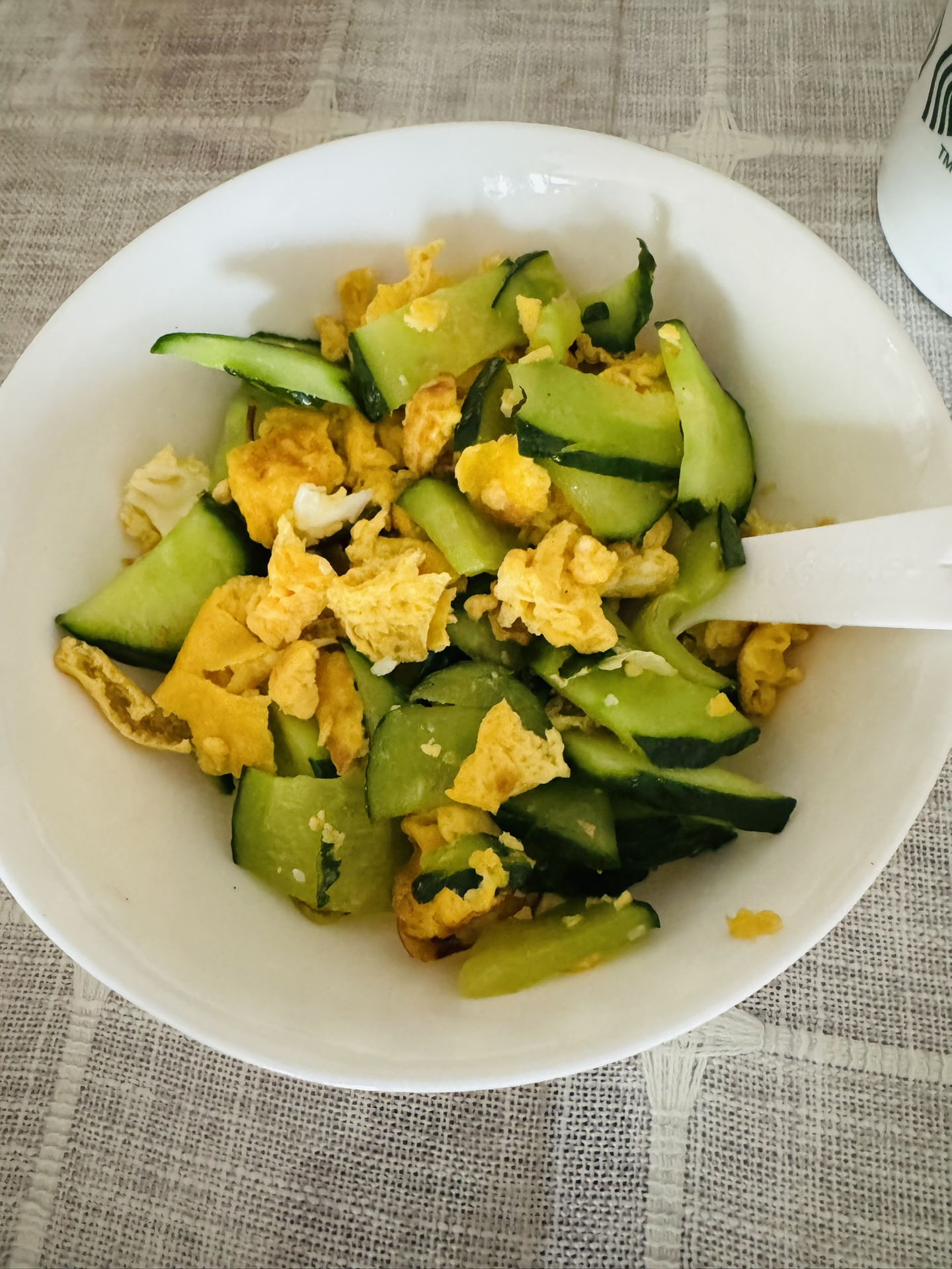 炒素菜油温要几层热(炒素菜是热油下锅还是凉油) 炒素菜油温要几层热(炒素菜是热油下锅还是凉油)