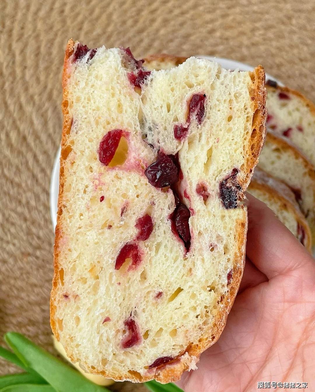 普通面包做早餐(面包做早餐有几种创意吃法?求简单快手的做法) 普通面包做早餐(面包做早餐有几种创意吃法?求简单快手的做法)