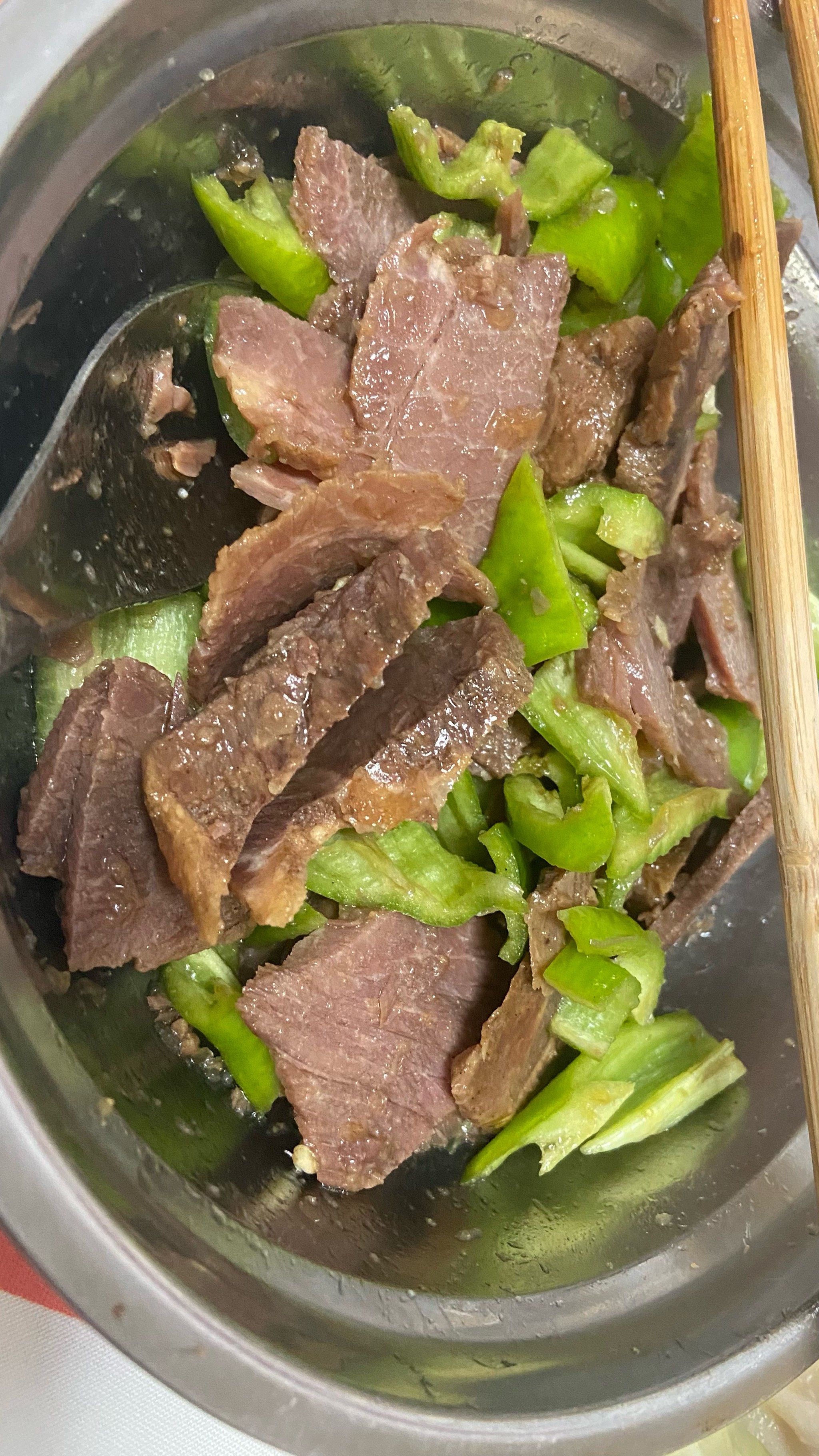 凉菜牛肉的热量(冷牛肉热量) 凉菜牛肉的热量(冷牛肉热量)