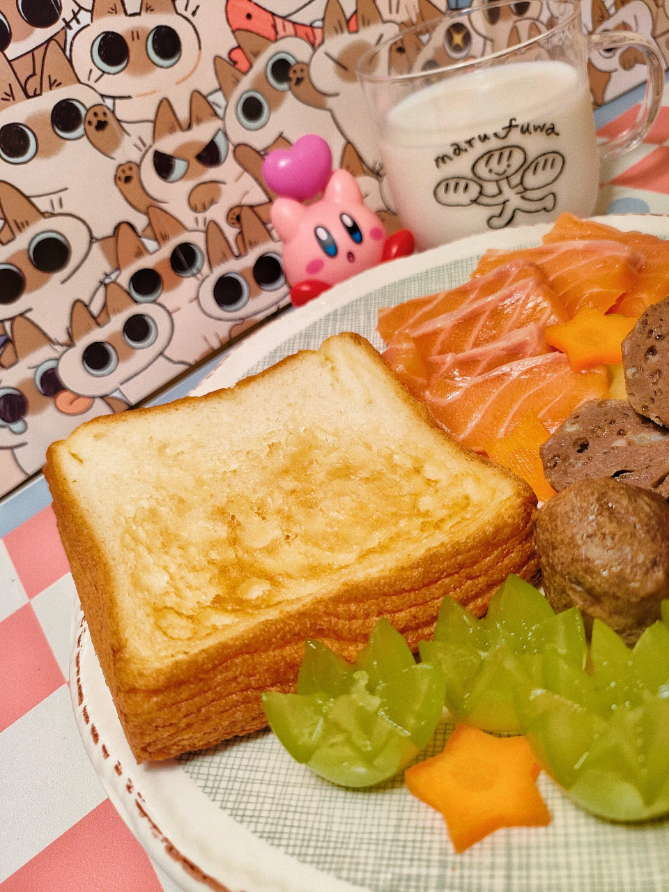 早餐土司拼盘(吐司早餐摆盘图片) 早餐土司拼盘(吐司早餐摆盘图片)