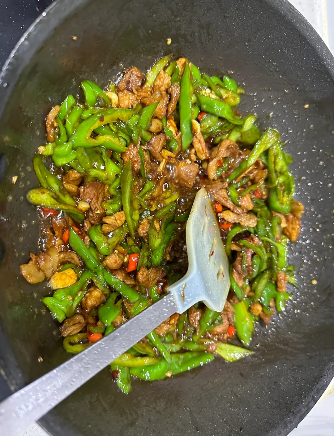 辣椒炒肉的做法及特色(辣椒炒肉经典做法) 辣椒炒肉的做法及特色(辣椒炒肉经典做法)