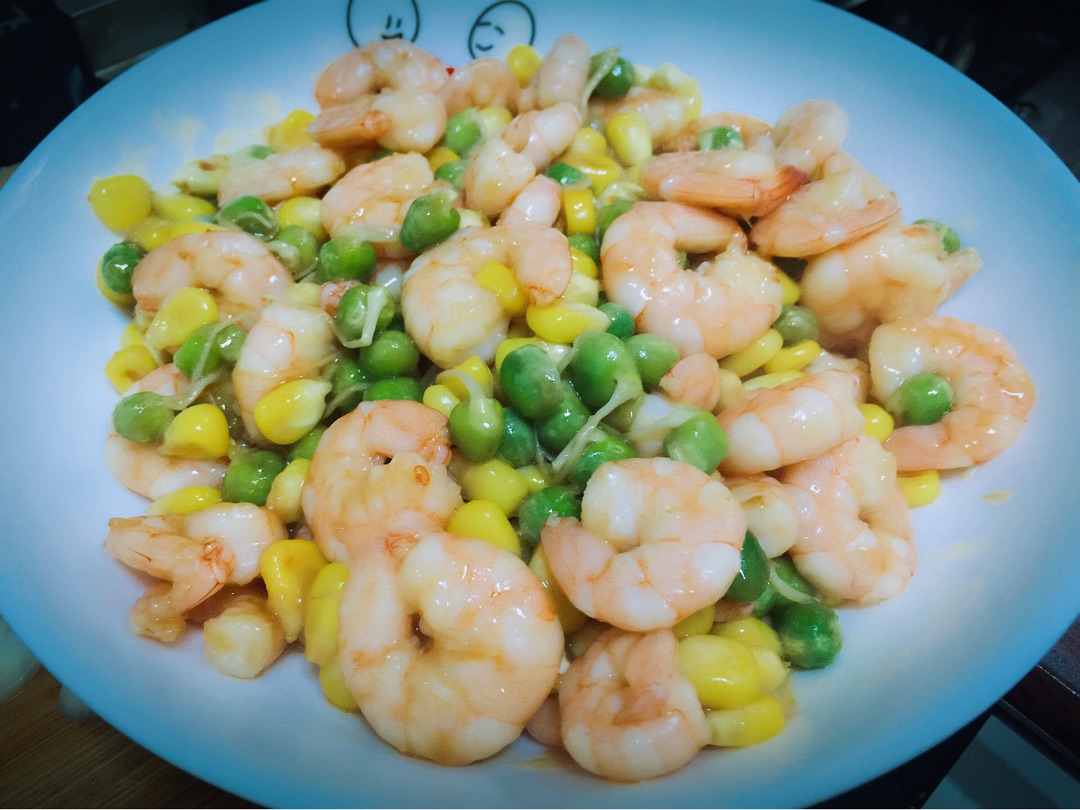 虾仁炒青豆的家常做法(虾仁抄青豆家庭烧法) 虾仁炒青豆的家常做法(虾仁抄青豆家庭烧法)