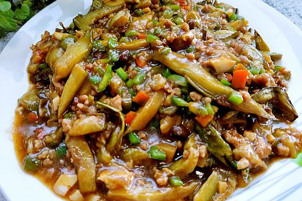 酱扒茄条的家常做法(酱扒茄条的家常做法大全) 酱扒茄条的家常做法(酱扒茄条的家常做法大全)