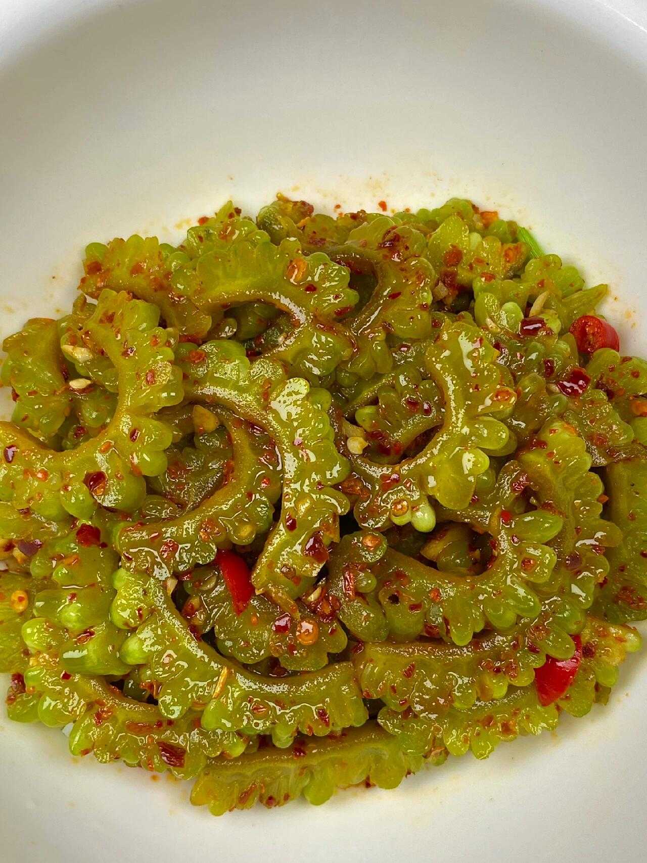 拌苦瓜的做法大全家常(凉拌苦瓜的做法视频) 拌苦瓜的做法大全家常(凉拌苦瓜的做法视频)