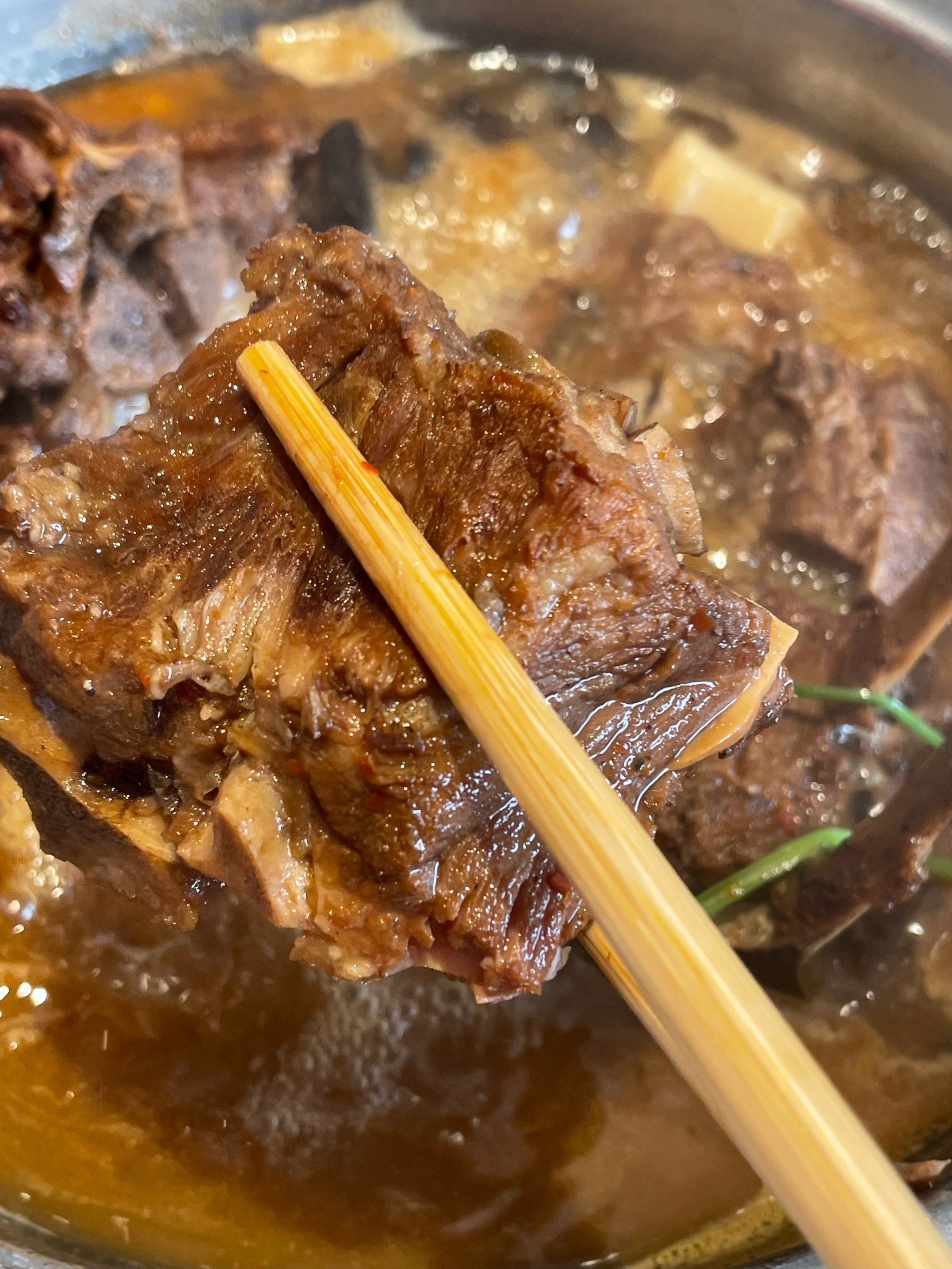 羊蝎子的家常(羊蝎子的家常做法高压锅) 羊蝎子的家常(羊蝎子的家常做法高压锅)