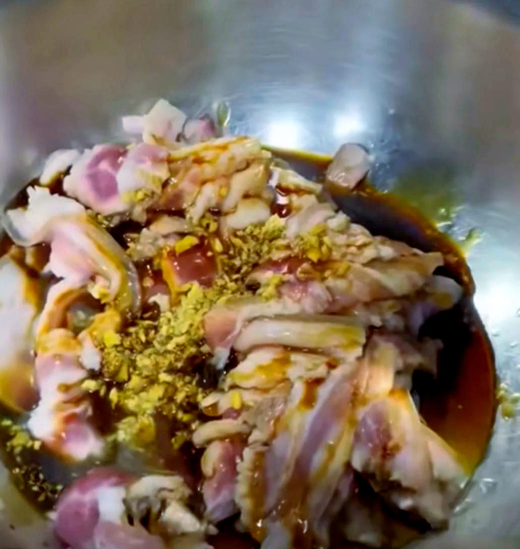 四川甜烧白的家常做法(四川甜烧白的做法 最正宗的做法窍门窍门) 四川甜烧白的家常做法(四川甜烧白的做法 最正宗的做法窍门窍门)