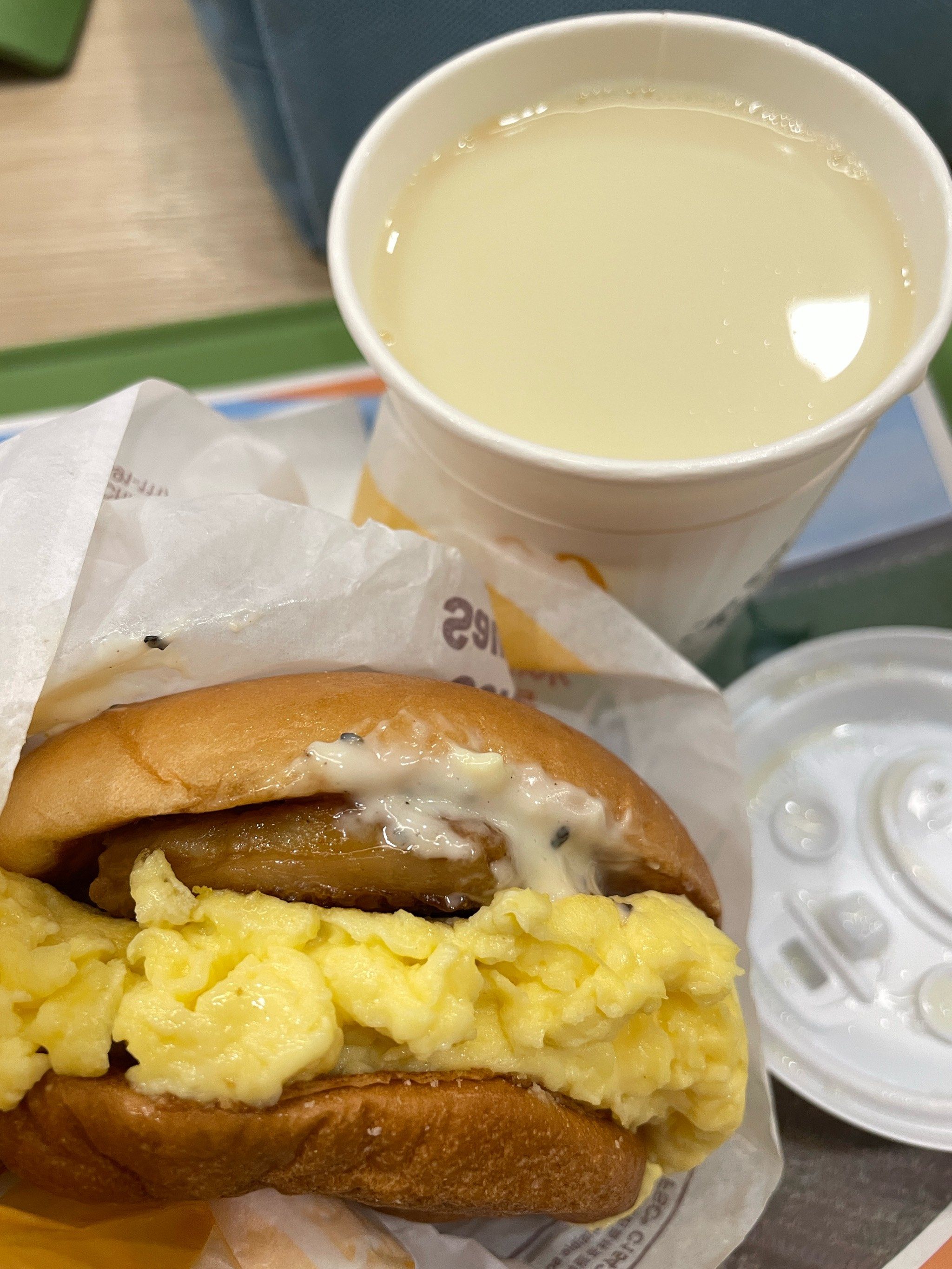 麦当劳早餐汉堡的面包(麦当劳早餐汉堡的面包热量高吗) 麦当劳早餐汉堡的面包(麦当劳早餐汉堡的面包热量高吗)