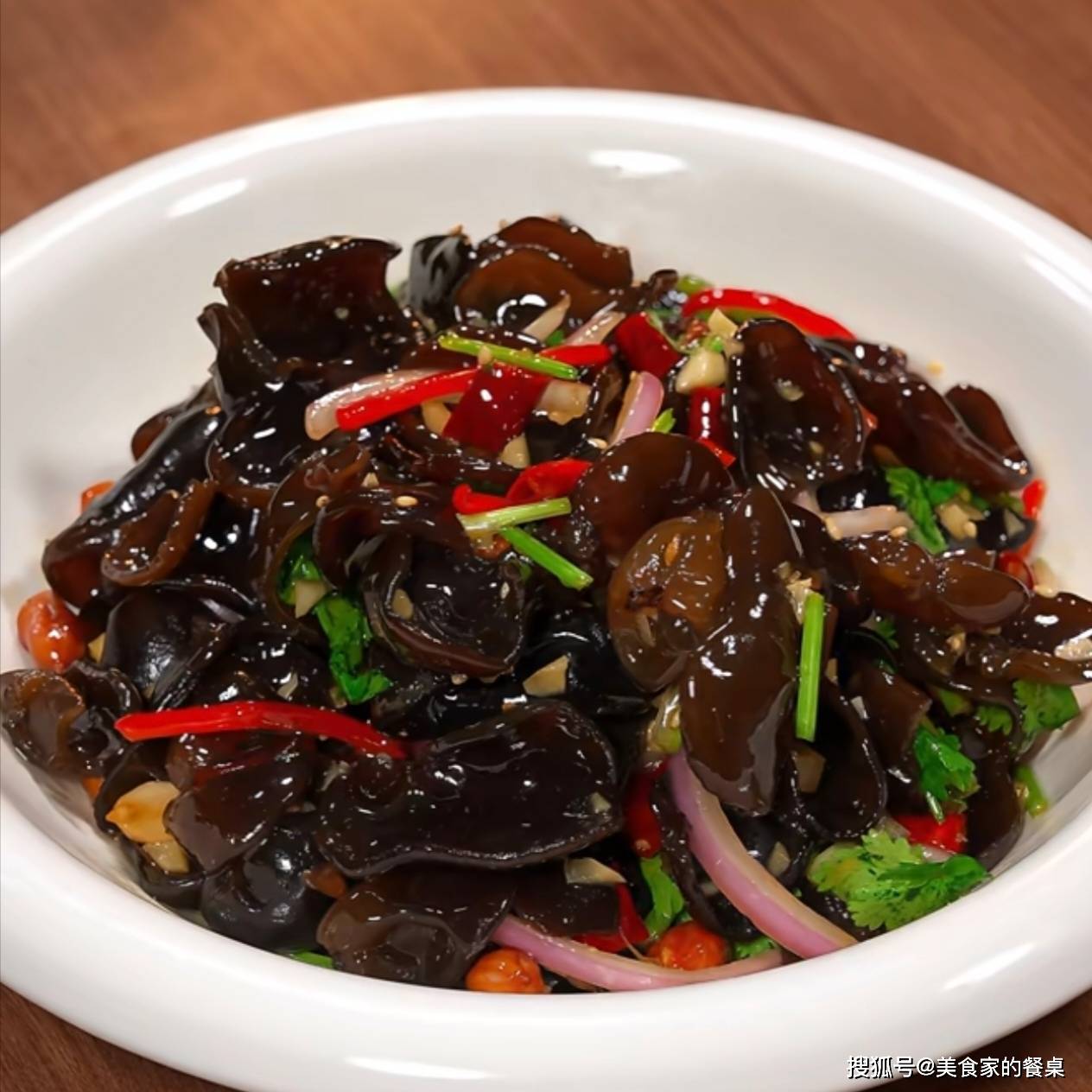 木耳拌凉菜麻辣(木耳拌凉菜麻辣怎么做) 木耳拌凉菜麻辣(木耳拌凉菜麻辣怎么做)