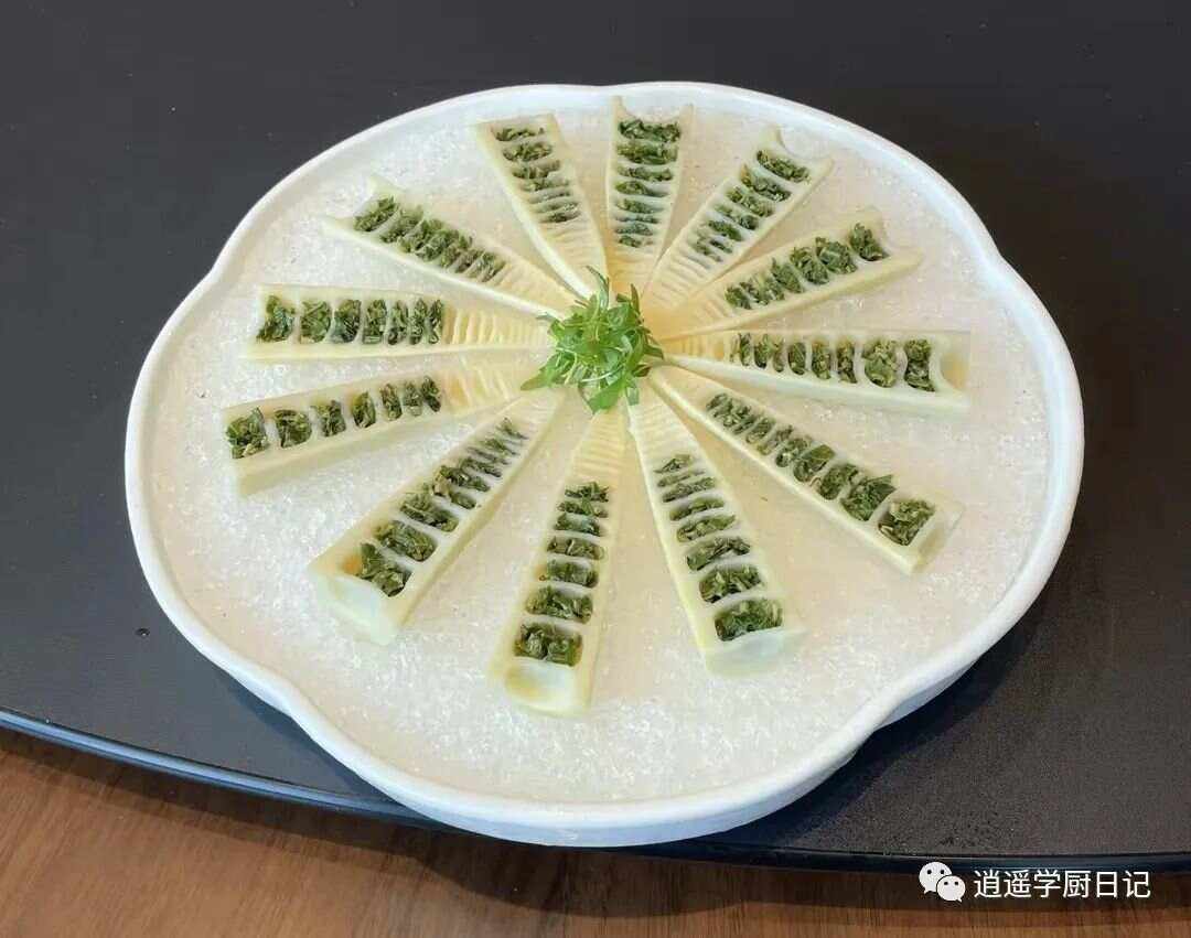 冷菜素菜装盘(冷菜素菜装盘视频)