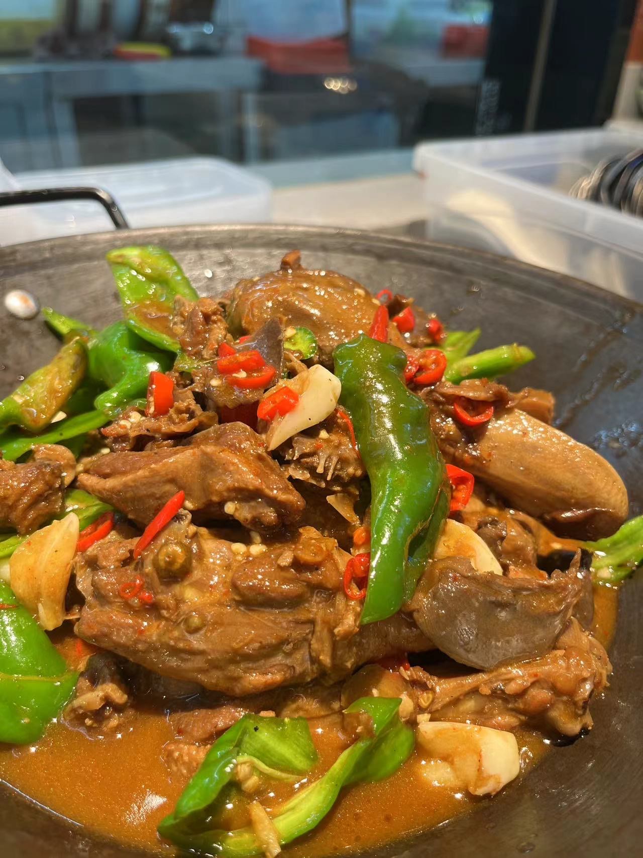 家常焖鸭图片(家常焖鸭的做法)