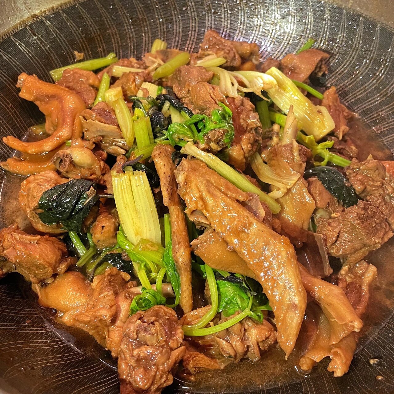 家常焖鸭图片(家常焖鸭的做法)