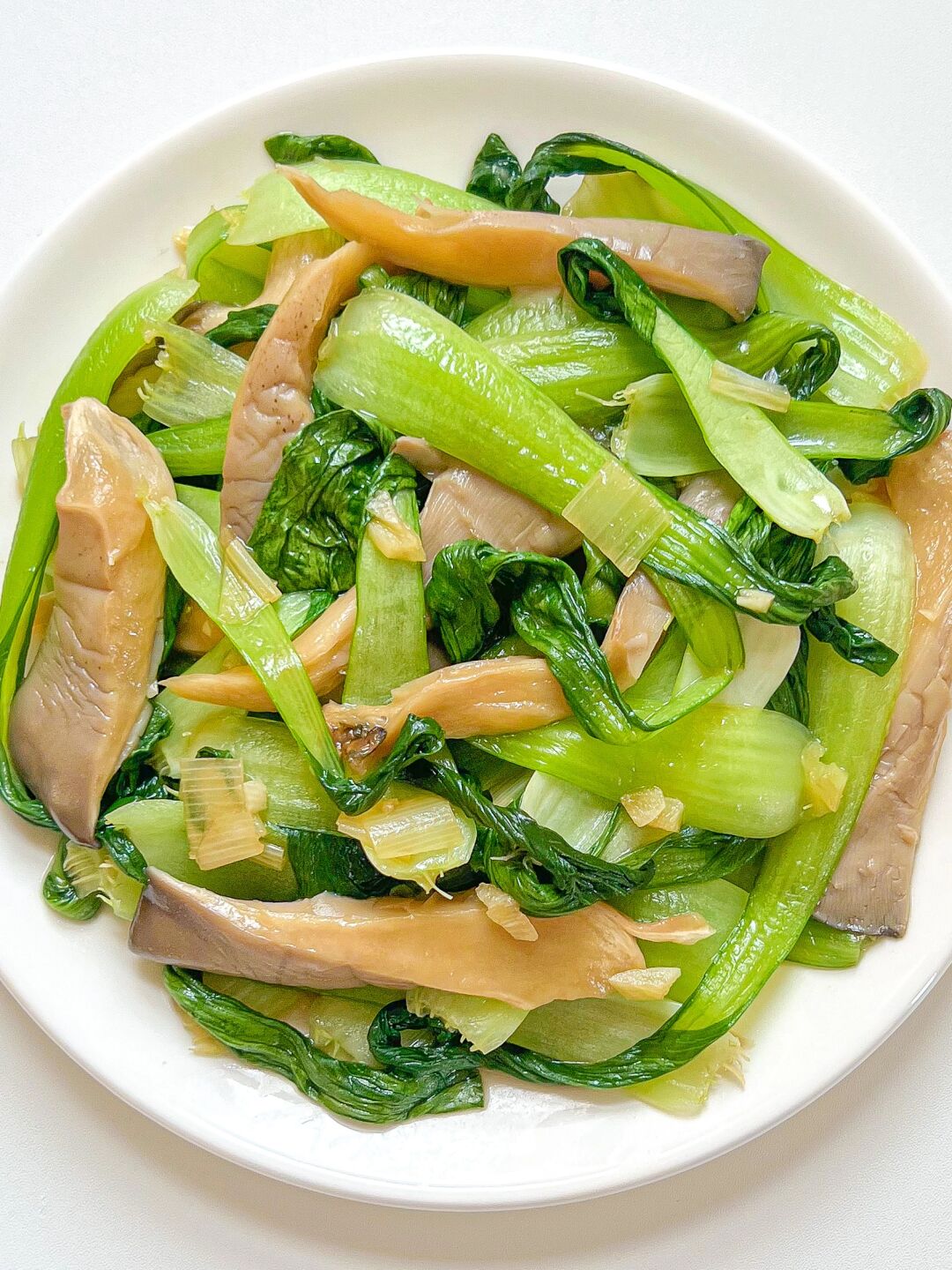 素菜平菇(素平菇汤窍门) 素菜平菇(素平菇汤窍门)