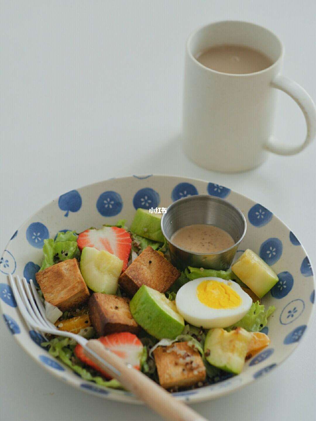 沙拉早餐面包(早餐面包用什么沙拉酱)