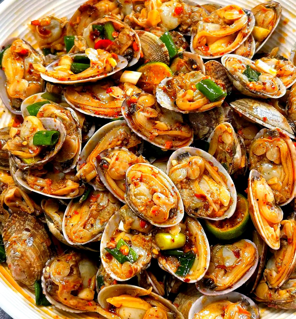 凉菜青瓜花甲(花甲青瓜汤的做法大全窍门) 凉菜青瓜花甲(花甲青瓜汤的做法大全窍门)