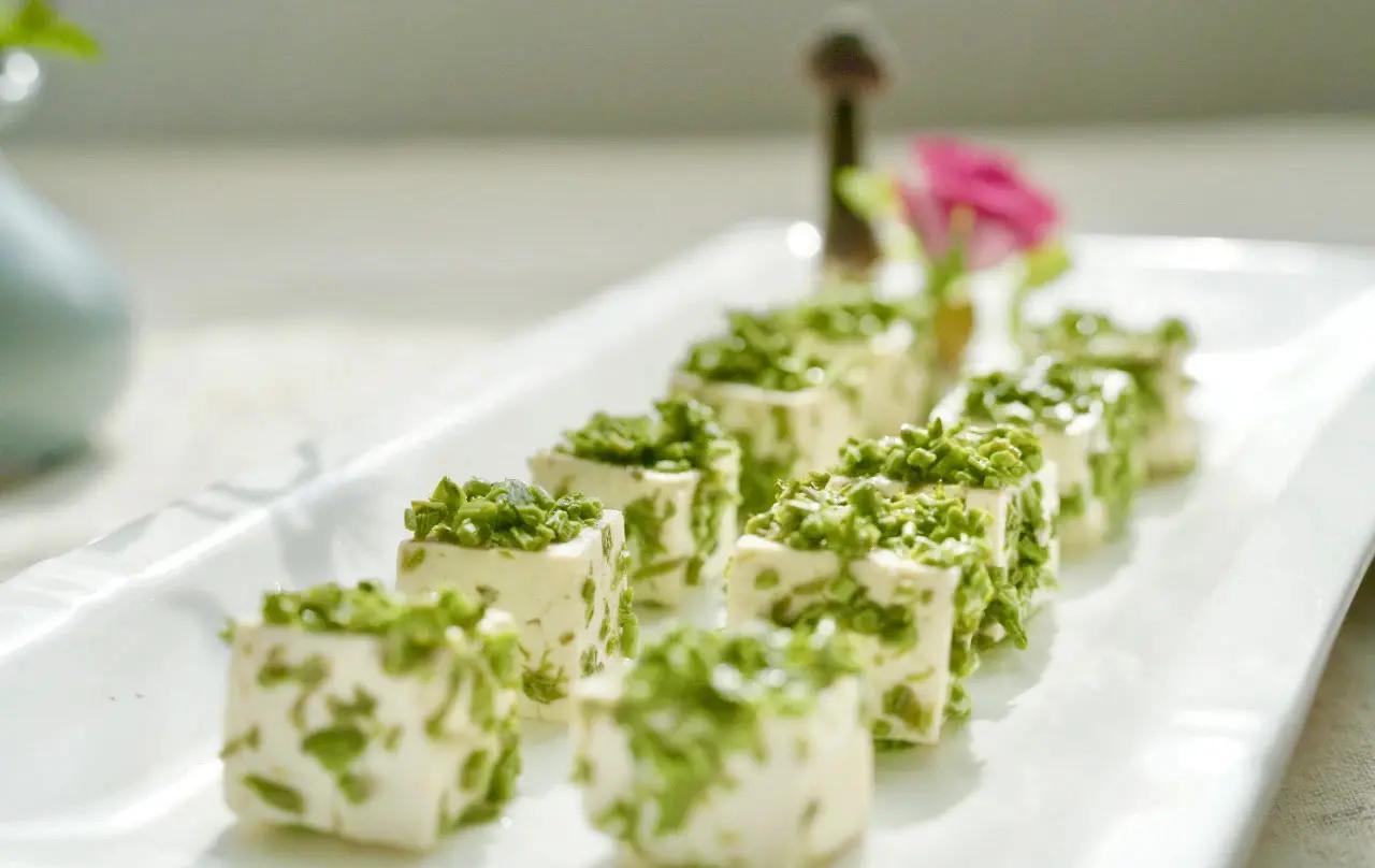 春芽怎么弄成素菜(春芽怎么弄成素菜形状)