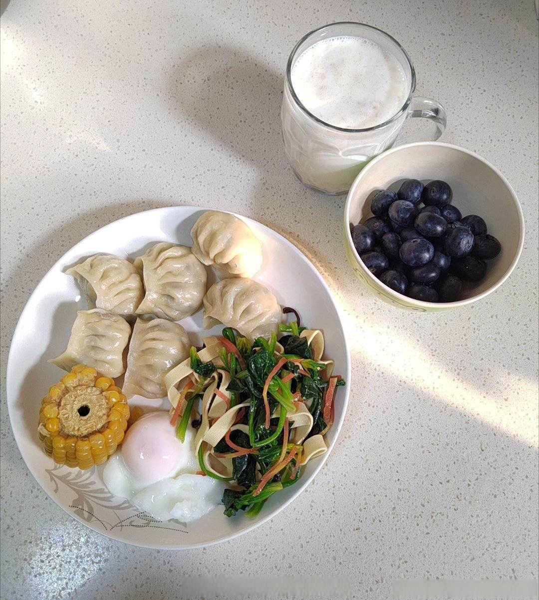 感冒吃什么早餐比较好(感冒吃什么早餐有营养) 感冒吃什么早餐比较好(感冒吃什么早餐有营养)