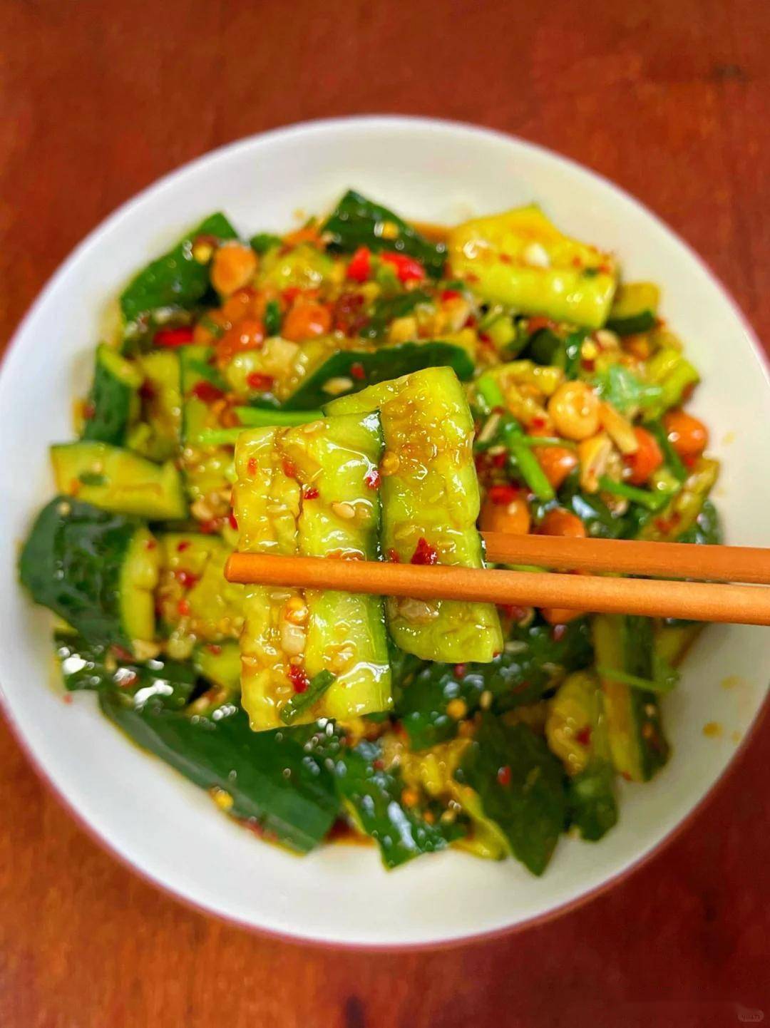 凉菜黄瓜怎么做(凉菜黄瓜做的过程怎么写) 凉菜黄瓜怎么做(凉菜黄瓜做的过程怎么写)