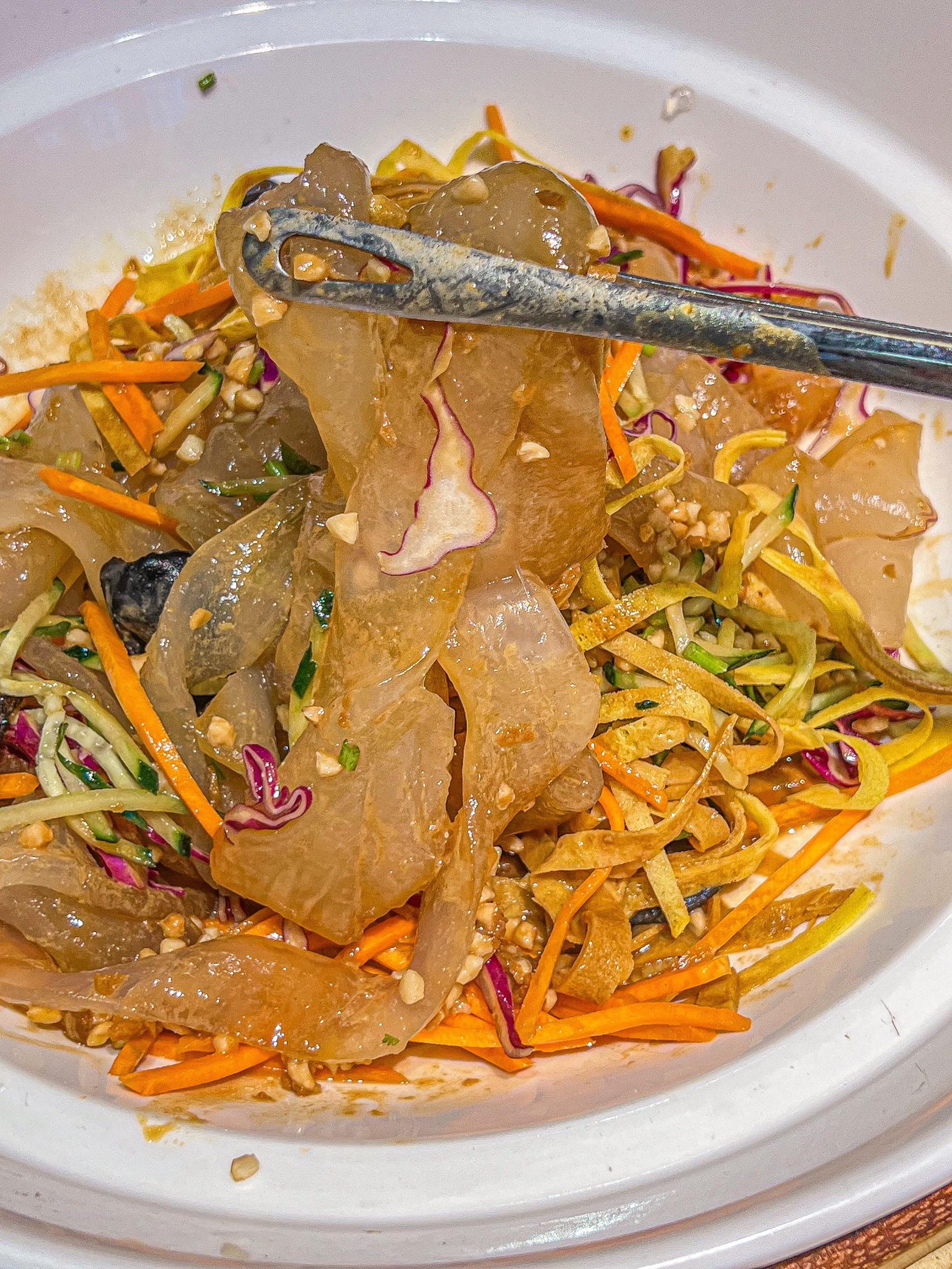 草鱼皮小吃(草鱼皮的做法窍门) 草鱼皮小吃(草鱼皮的做法窍门)