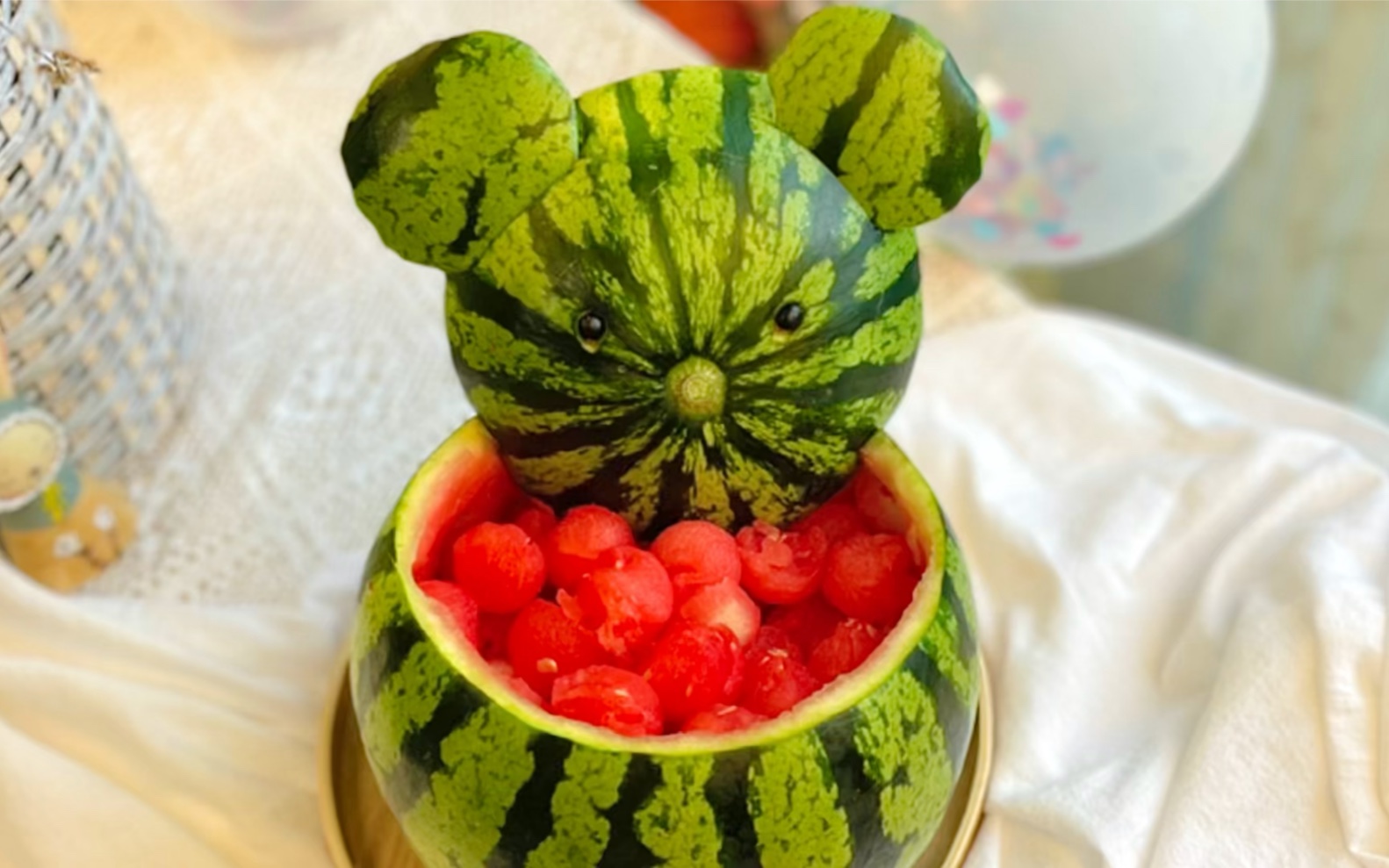 创意西瓜凉菜(凉菜西瓜皮摆盘) 创意西瓜凉菜(凉菜西瓜皮摆盘)