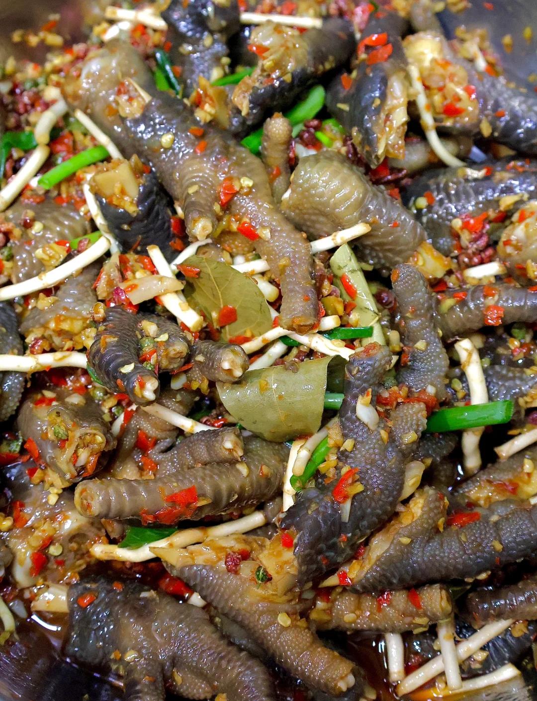 鸡爪都有什么凉菜(鸡爪都有什么凉菜好吃)