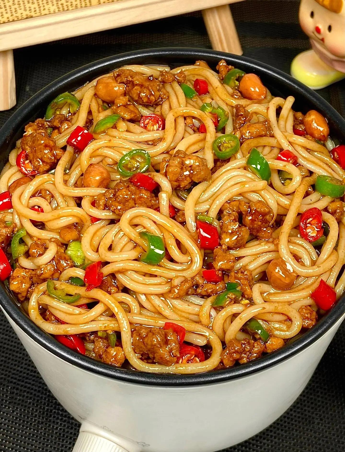 江西特色拌米粉的做法(江西米粉拌粉调料) 江西特色拌米粉的做法(江西米粉拌粉调料)