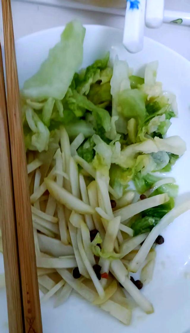 早餐小咸菜圆白菜(圆白菜怎样做小咸菜) 早餐小咸菜圆白菜(圆白菜怎样做小咸菜)