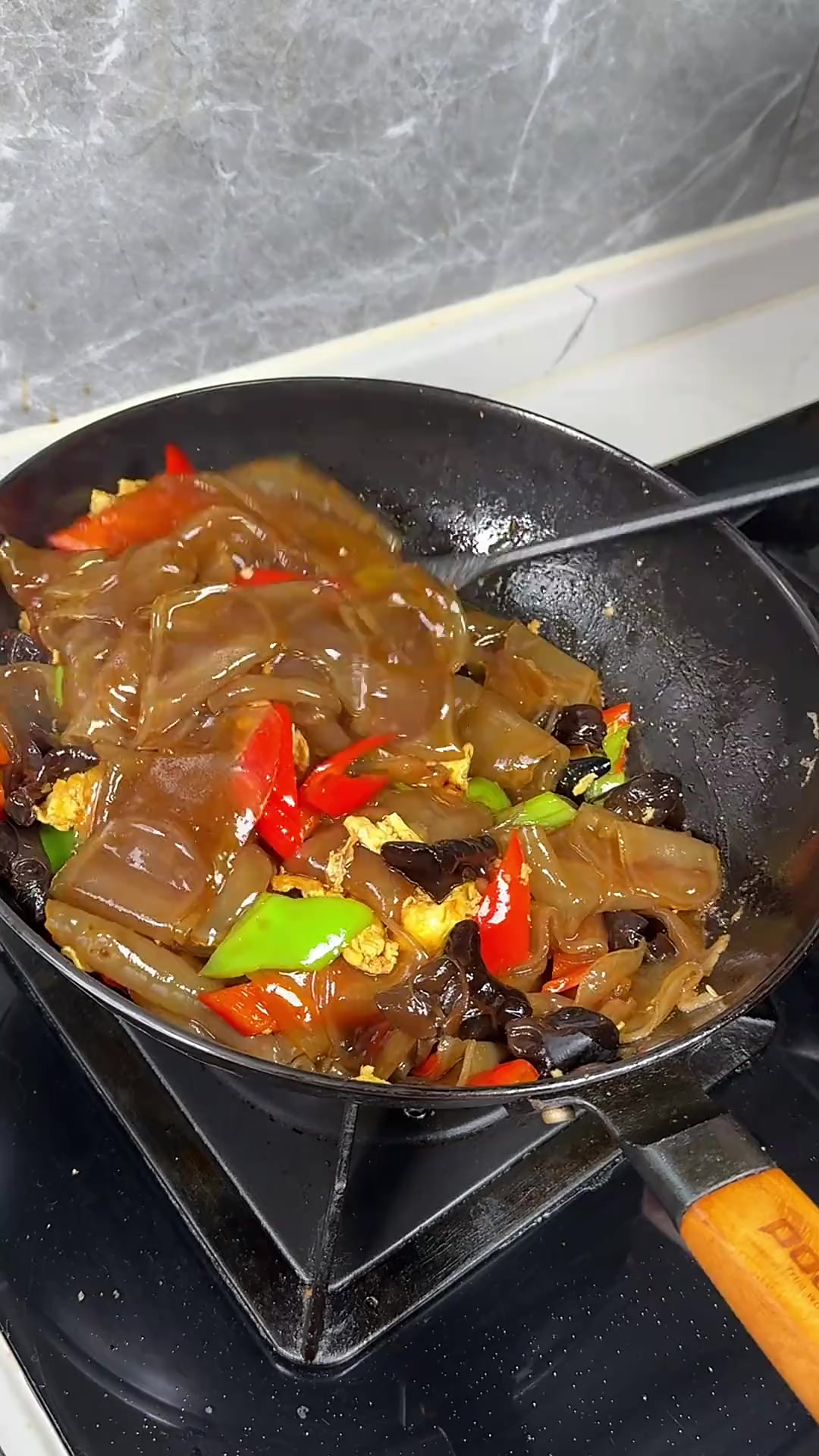 宽粉皮的做法大全家常(宽粉皮图片)