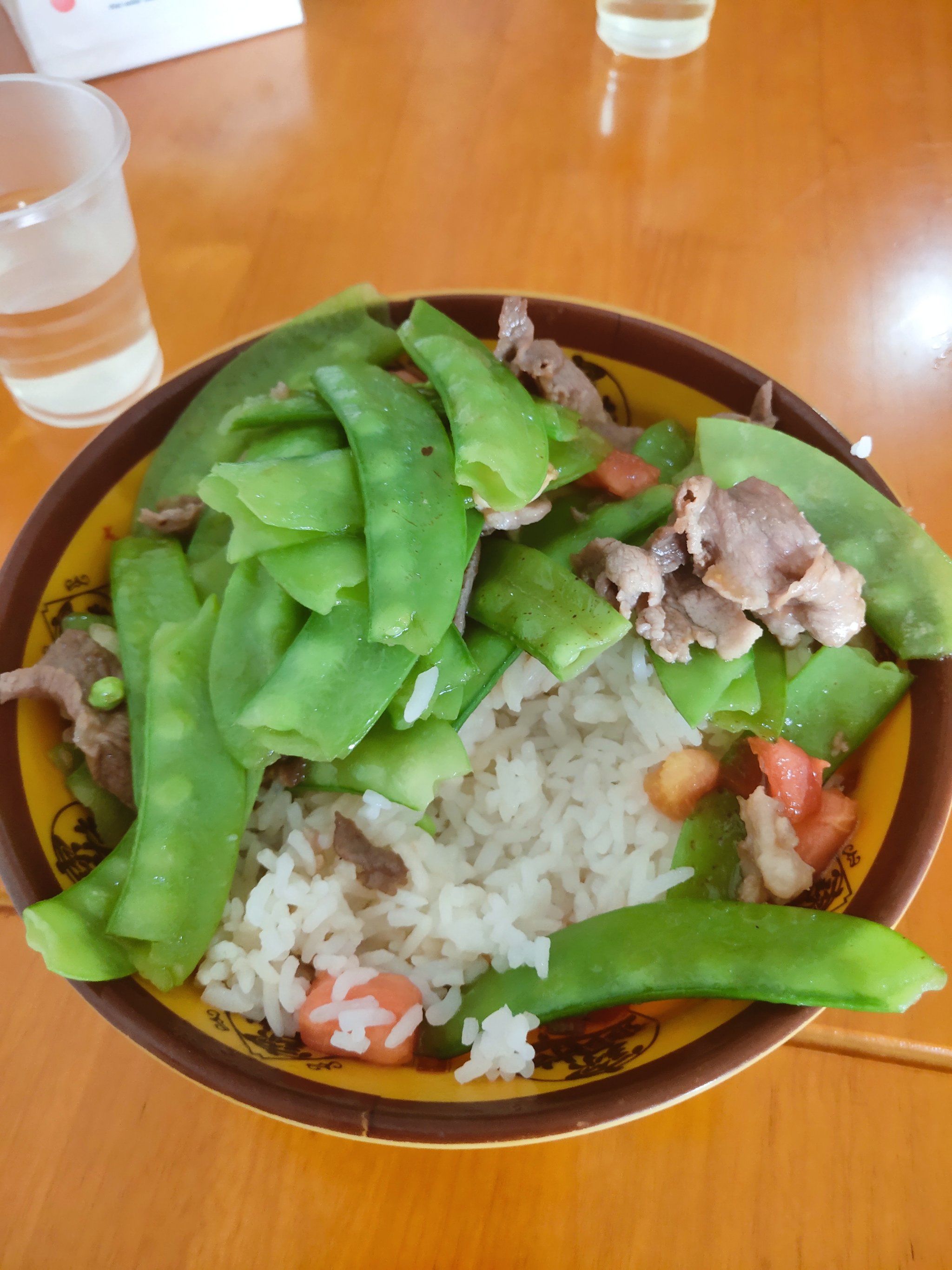 素菜类的盖饭(好吃的素菜盖饭有哪些)