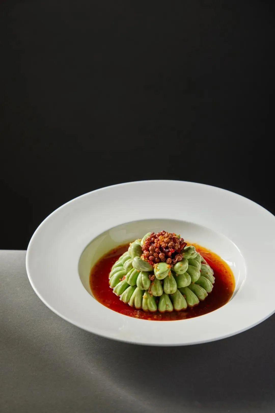 圆椒拌凉菜(圆葱尖椒凉拌)