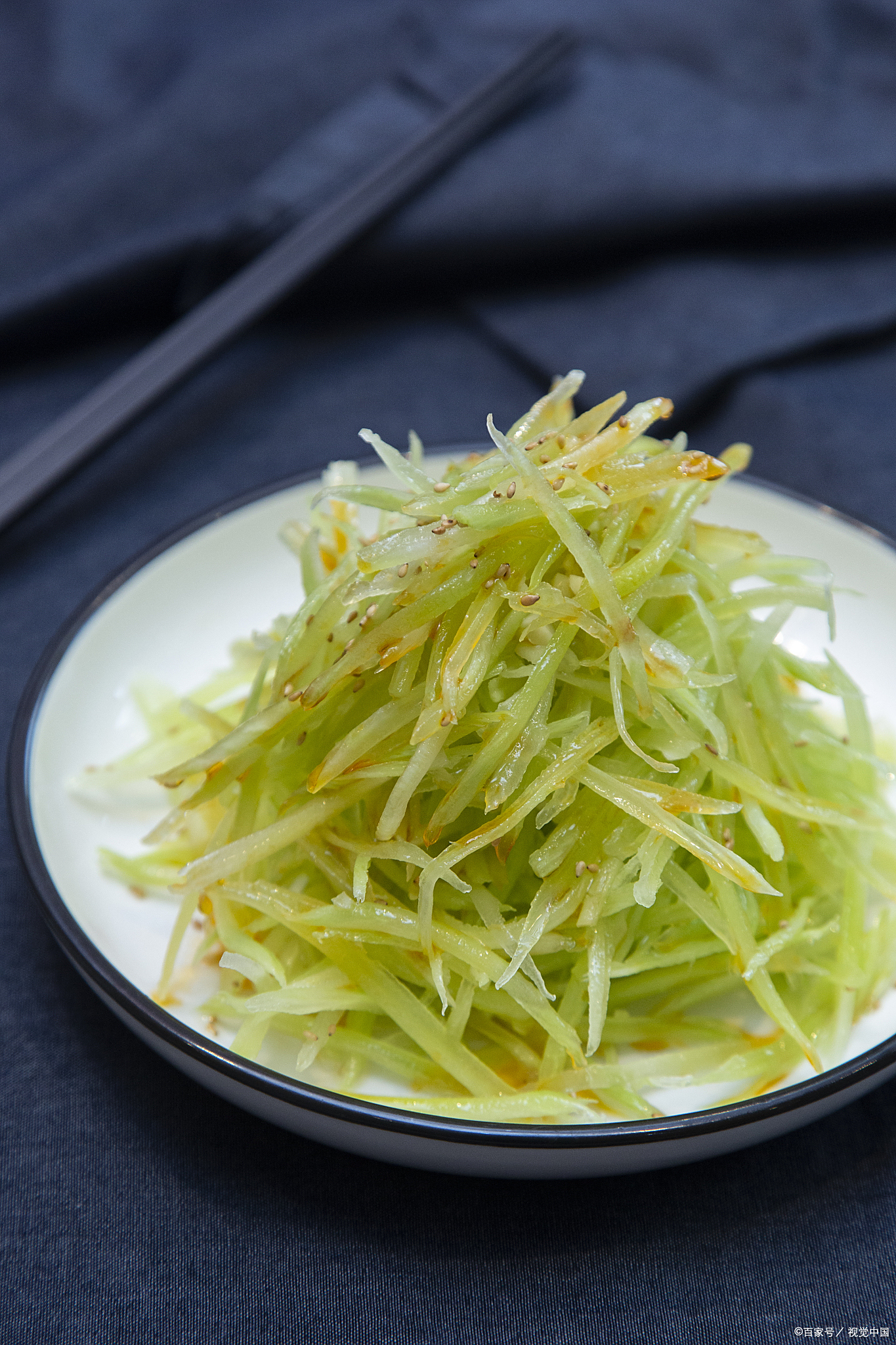 莴笋凉菜的做法(莴笋凉菜的做法视频)