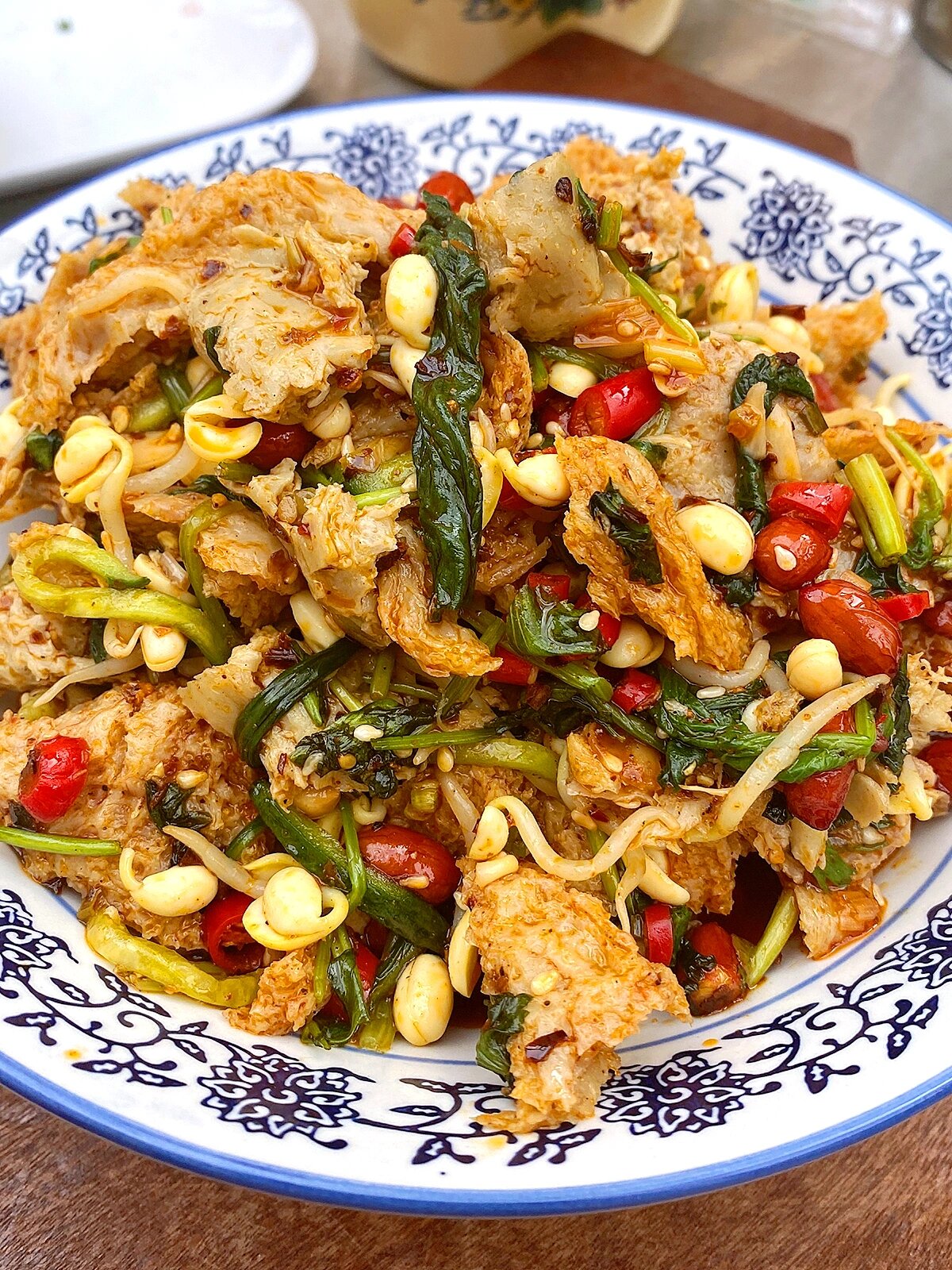 凉菜脆皮面筋(凉拌面筋皮的做法)