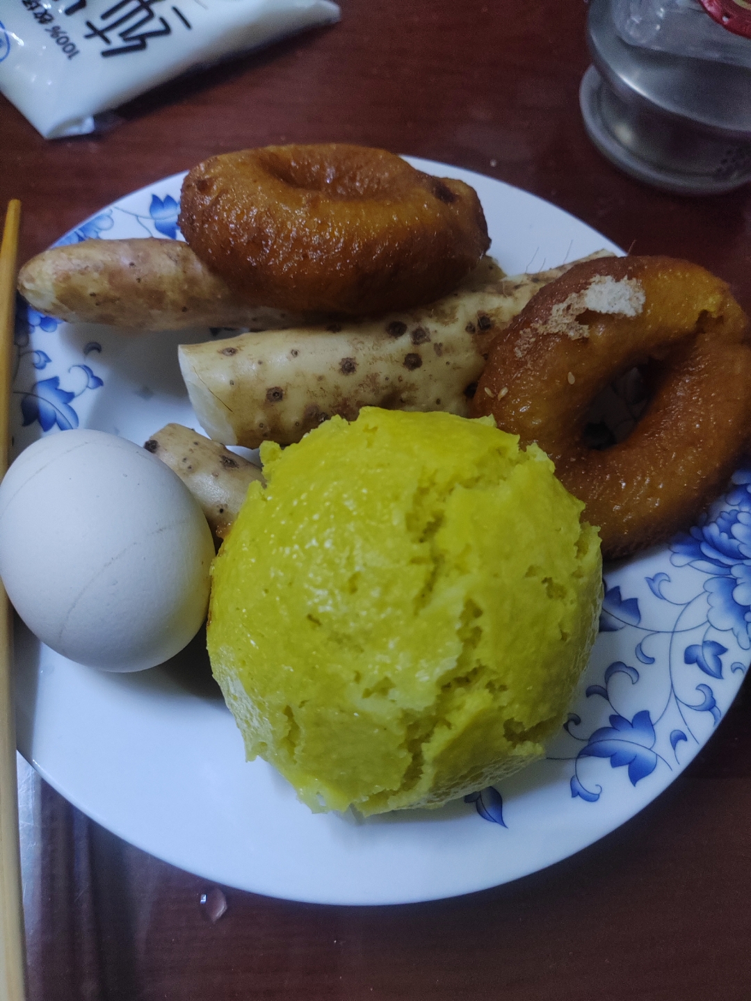 粽子夹油条早餐(棕子油炸油条)