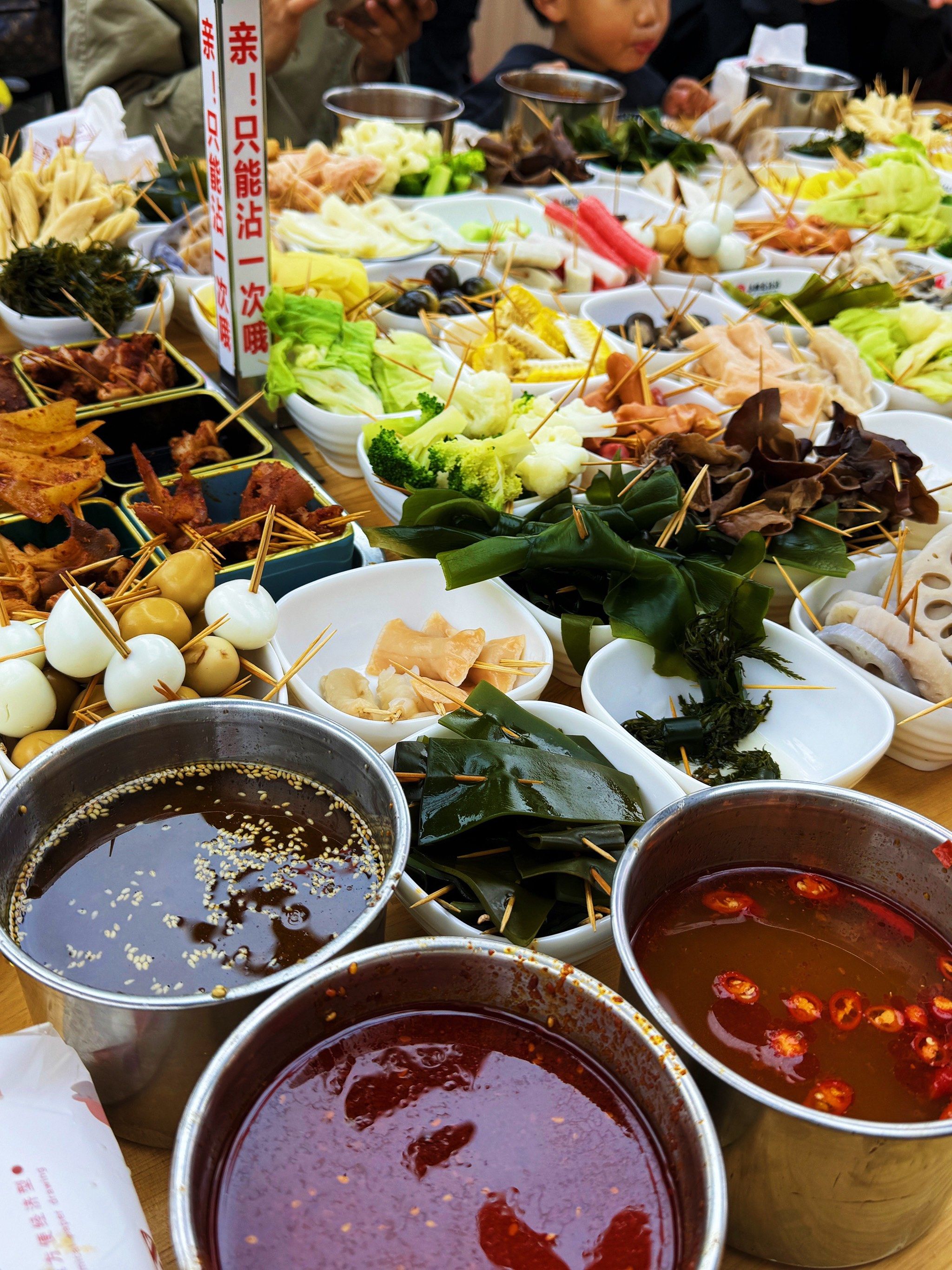 路边摊小吃照片(路边摊小吃图片大全真实)