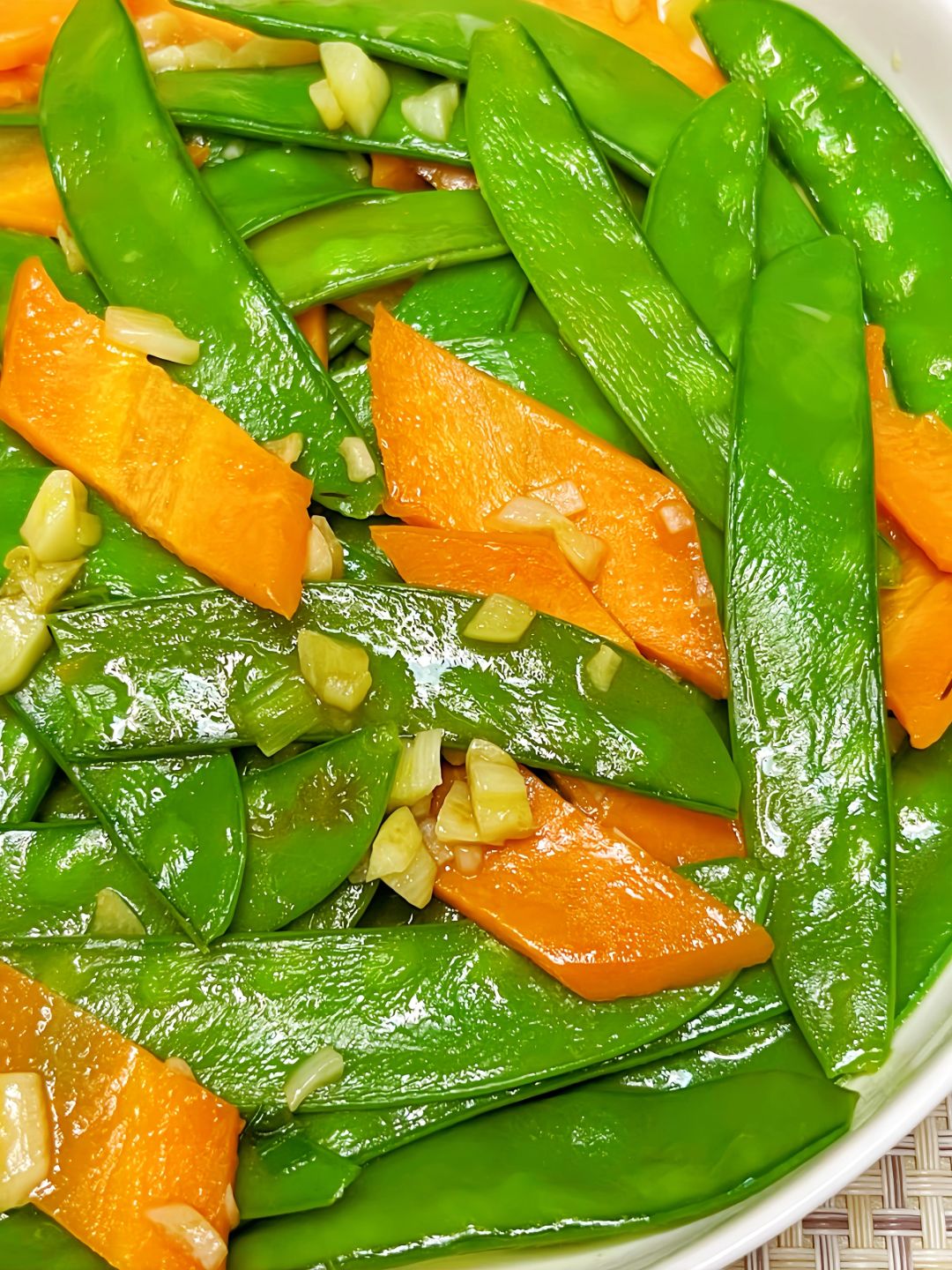 荷兰豆做法大全家常菜(荷兰豆的正宗做法)