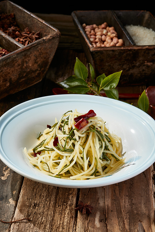 凉菜海带土豆(凉拌海带和土豆能一起吃吗)