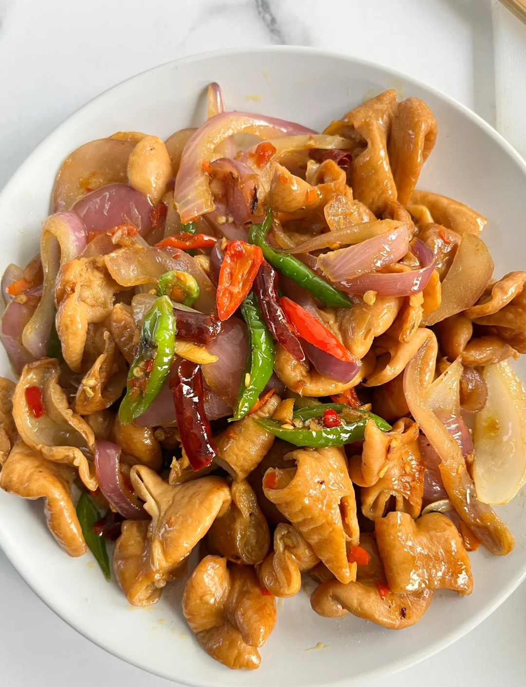 肥肠配什么素菜好吃(肥肠搭配什么)