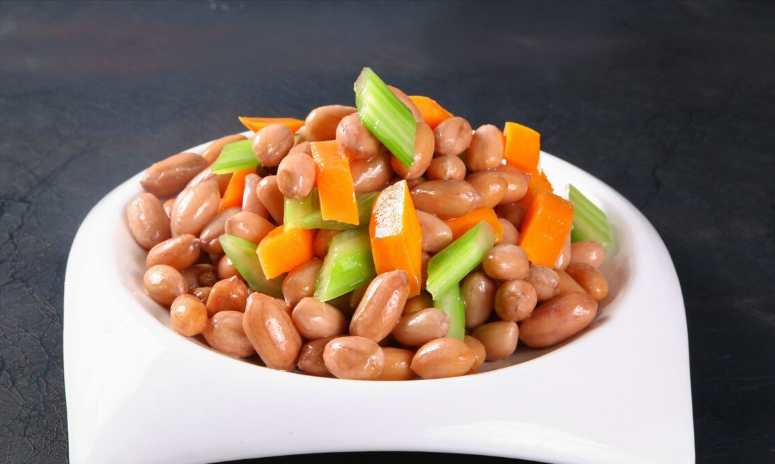 去皮花生拌凉菜(生花生 凉拌) 去皮花生拌凉菜(生花生 凉拌)