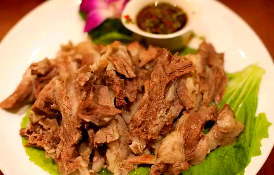 肃南的特色美食(肃南的特色美食有哪些)